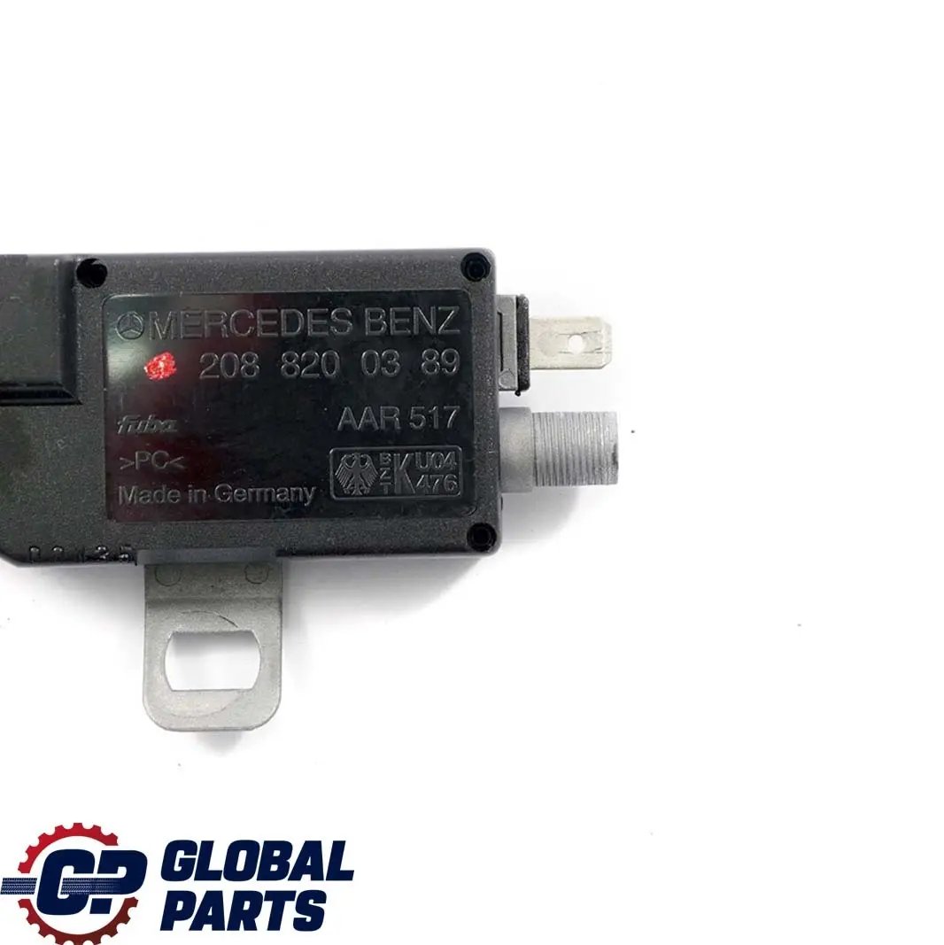 Mercedes-Benz CLK W208 C208 Izquierda Antena Amplificador para con número de pieza A2088200389 Mercedes-Benz CLK W208 C208 Izquierda Antena Amplificador - SKU A2088200389 - Número de pieza A2088200389