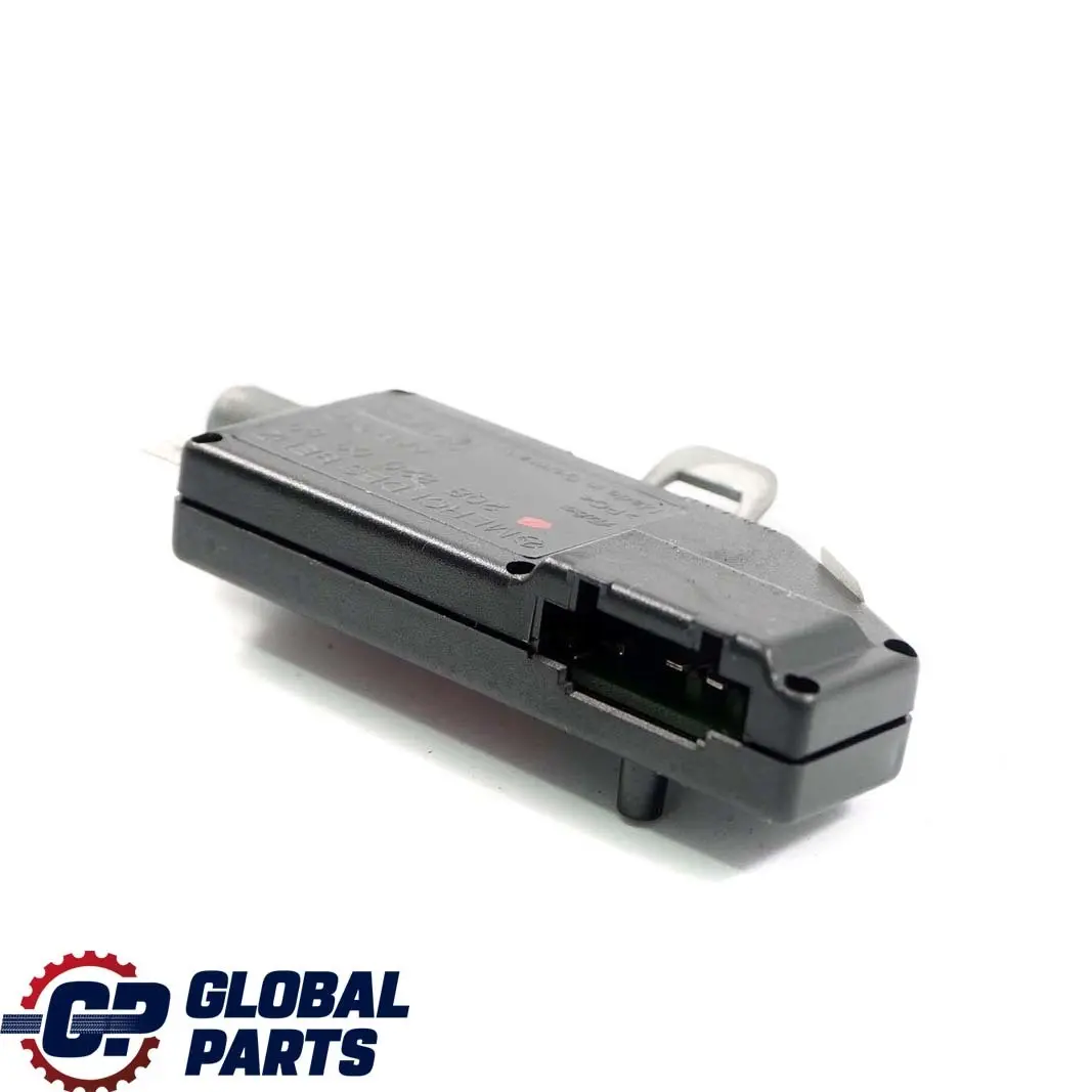  Mercedes-Benz CLK W208 C208 Left N/S Aerial Antenna Amplifier Unit - SKU A2088200389 - Part number A2088200389