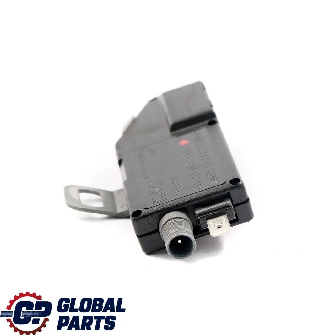 Mercedes-Benz CLK W208 C208 Izquierda Antena Amplificador para con número de pieza A2088200389 Mercedes-Benz CLK W208 C208 Izquierda Antena Amplificador - SKU A2088200389 - Número de pieza A2088200389