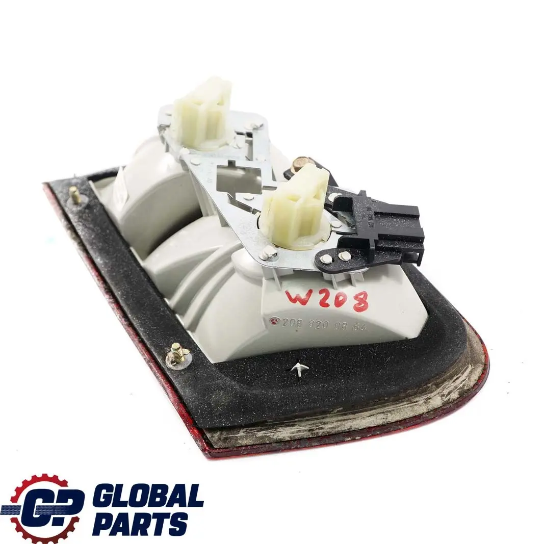 W208 C208 Trasera Derecha O / Boot Tailgate Luz Lampara para Mercedes CLK con número de pieza A2088200864 Mercedes CLK W208 C208 Trasera Derecha O / Boot Tailgate Luz Lampara - SKU A2088200864 - Número de pieza A2088200864