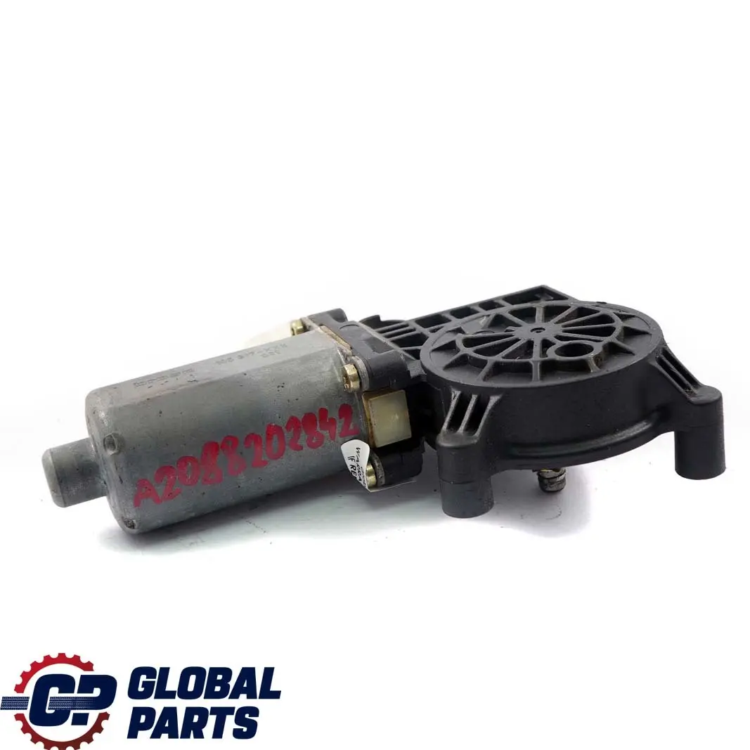  Mercedes-Benz Classe CLK W208 Porte avant Droite Moteur de Fenetres 0130821919 - SKU A2088202842 - Numéro de pièce A2088202842