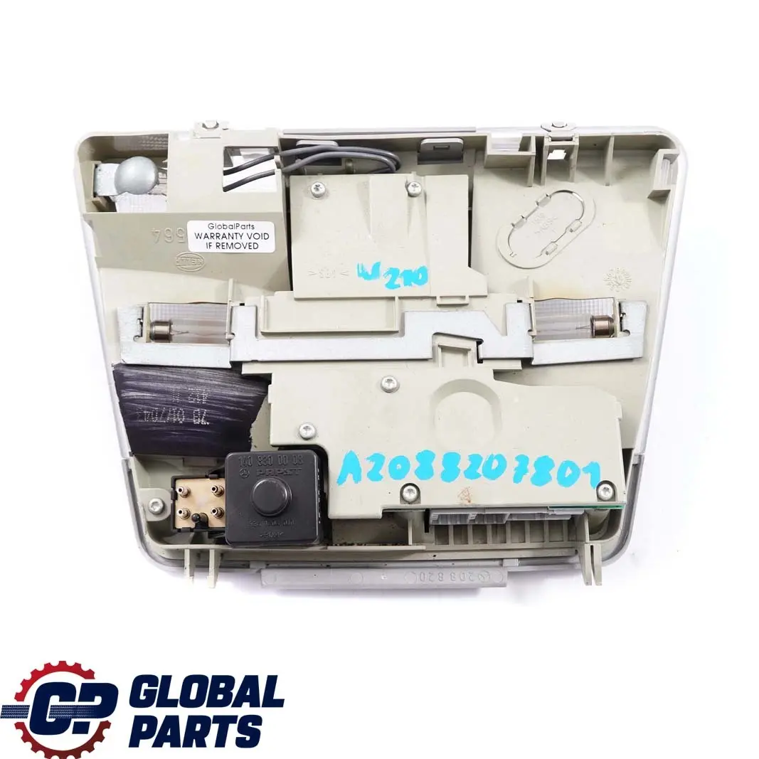 Mercedes-Benz C E Classe S202 S210 Lumiere Eclairage Interieur Lampe pour à propos du numéro de pièce A2088207801 Mercedes-Benz C E Classe S202 S210 Lumiere Eclairage Interieur Lampe - SKU A2088207801 - Numéro de pièce A2088207801