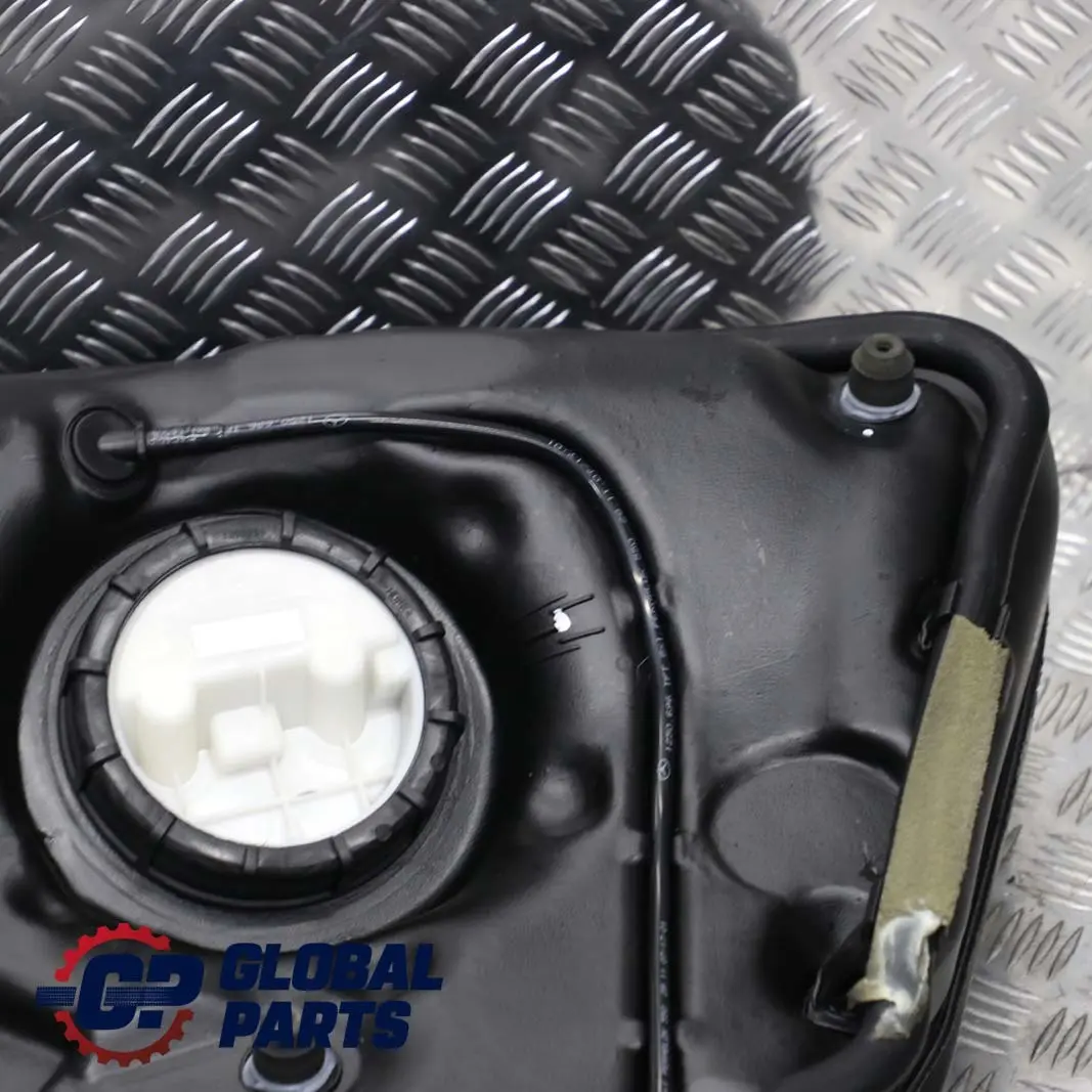 Mercedes Benz C W203 C209 Kompressor Kompletter Kraftstofftank Benzin 62L - SKU A2094701801 - Teilenummer A2094701801