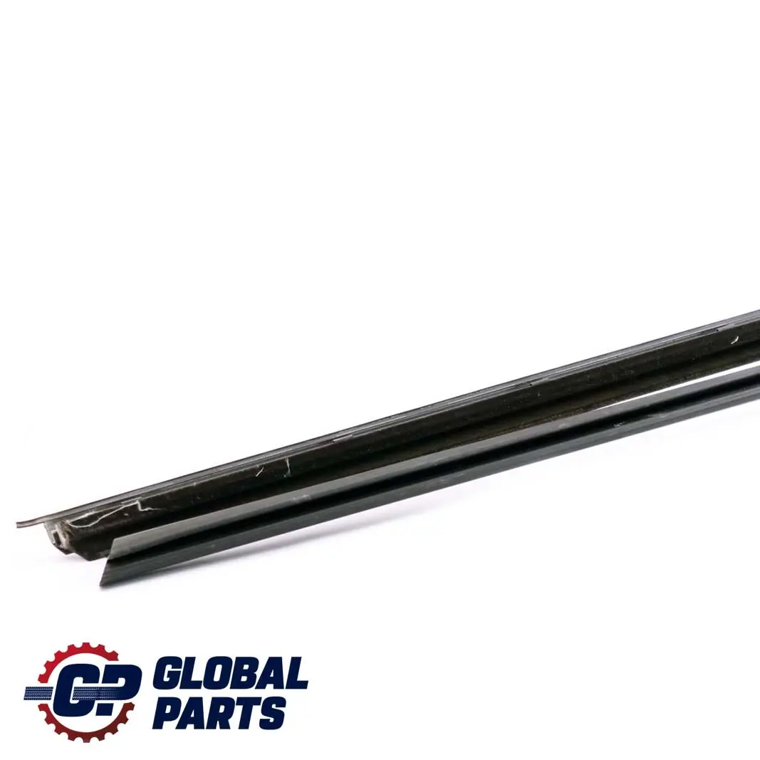 Mercedes C209 Striscia finestrino posteriore sinistro Guarnizione di tenuta - SKU A2096700138 - Numero di parte A2096700138