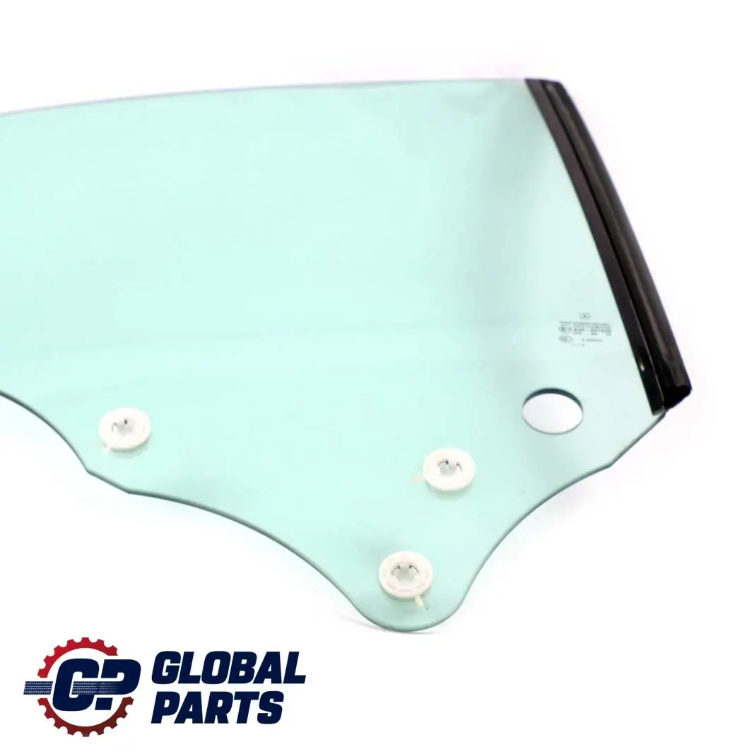 Trasera Derecha Cristal Verde AS2 para Mercedes CLK C209 con número de pieza A2096700210 Mercedes CLK C209 Trasera Derecha Cristal Verde AS2 - SKU A2096700210 - Número de pieza A2096700210