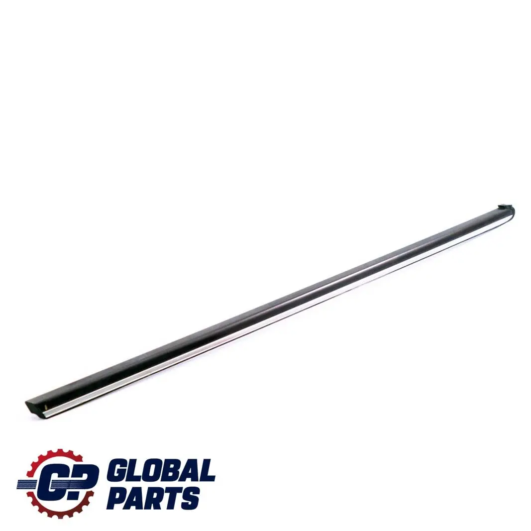 Striscia rivestimento finestrino posteriore sinistro Modanatura per Mercedes C209 con numero di parte A2096700322 Mercedes C209 Striscia rivestimento finestrino posteriore sinistro Modanatura - SKU A2096700322 - Numero di parte A2096700322