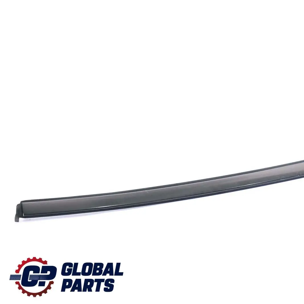 Mercedes CLK C209 Parabrezza Coperchio della guarnizione superiore - SKU A2096700622 - Numero di parte A2096700622