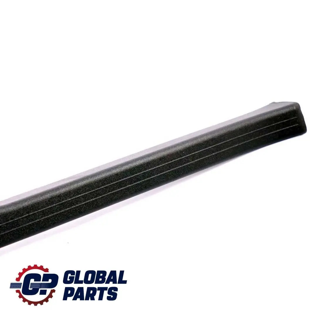 Mercedes C209 W209 Izquierda umbral puerta Placa de Entrada Cubierta Trim - SKU A2096800735 - Número de pieza A2096800735