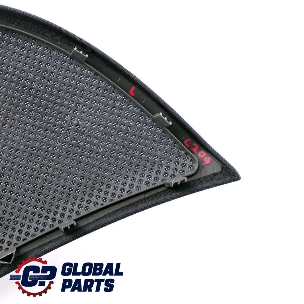 Mercedes C209 W209 Plateau de Colis Cache Haut-parleur Gauche - SKU A2096900030 - Numéro de pièce A2096900030