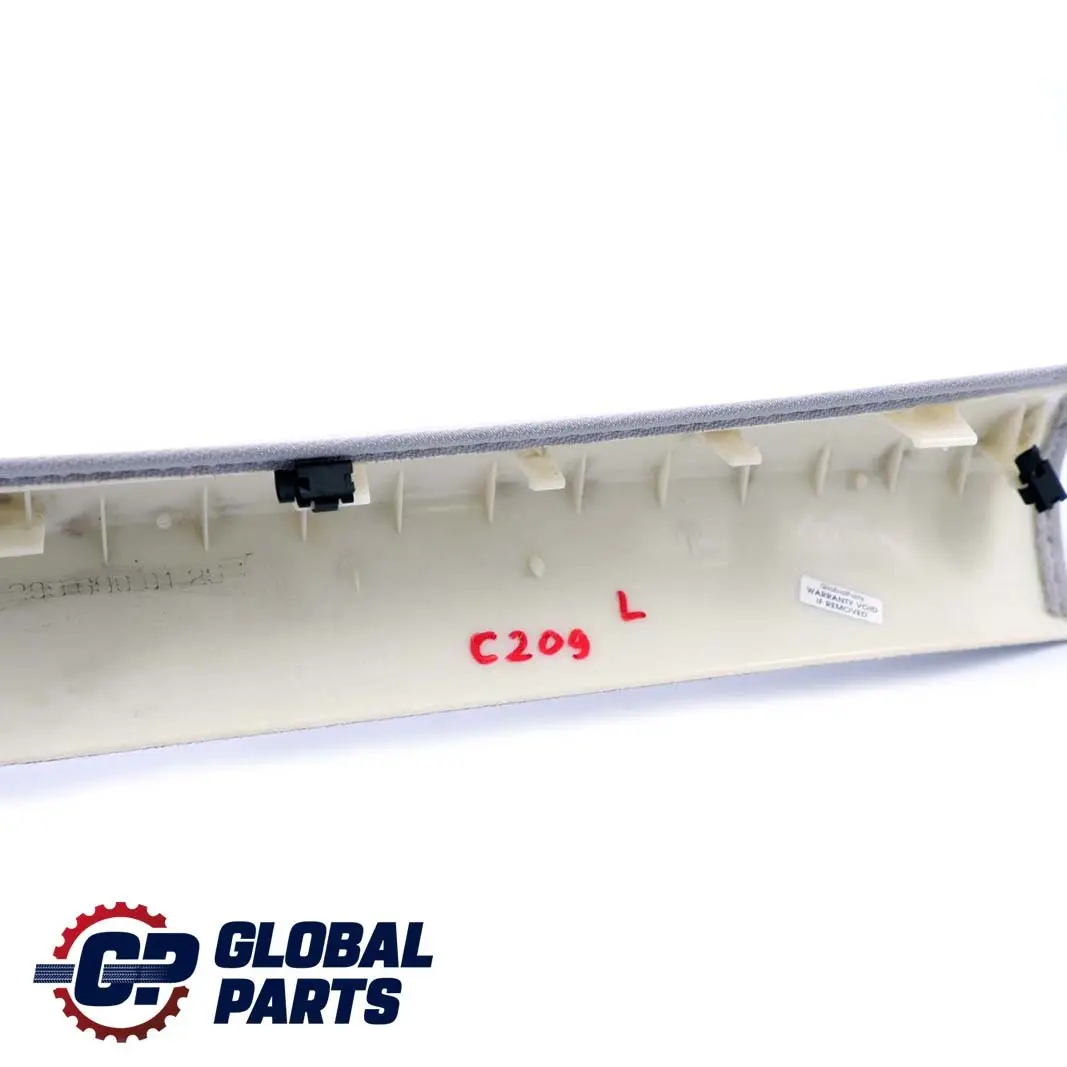 Blende A-Säule Links Verkleidung Grau für Mercedes CLK C209 W209 mit Teilenummer A2096900125 Mercedes CLK C209 W209 Blende A-Säule Links Verkleidung Grau - SKU A2096900125 - Teilenummer A2096900125