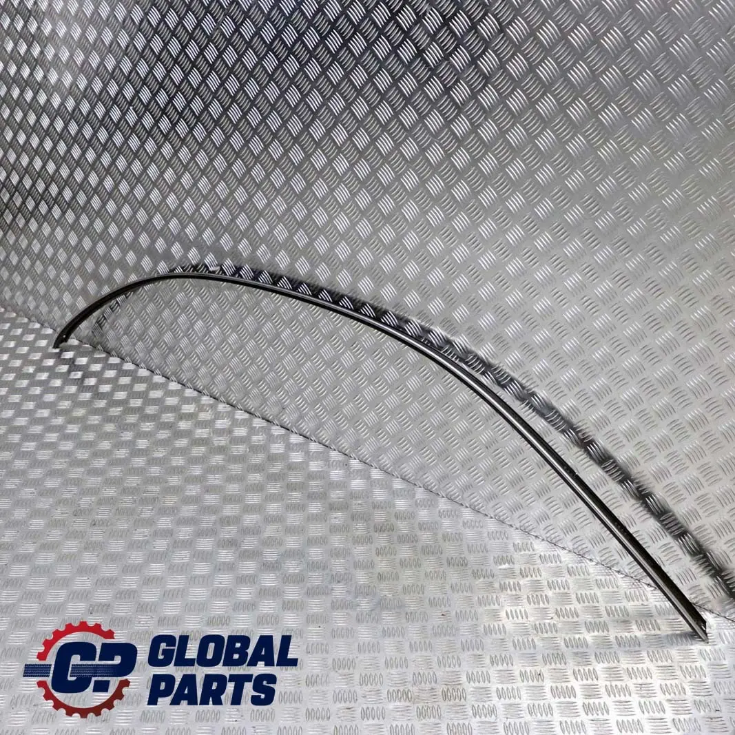 Listwa dachu dachowa prawa do MERCEDES CLK C209 o numerze A2096900680 MERCEDES CLK C209 Listwa dachu dachowa prawa - SKU A2096900680 - Numer Części A2096900680