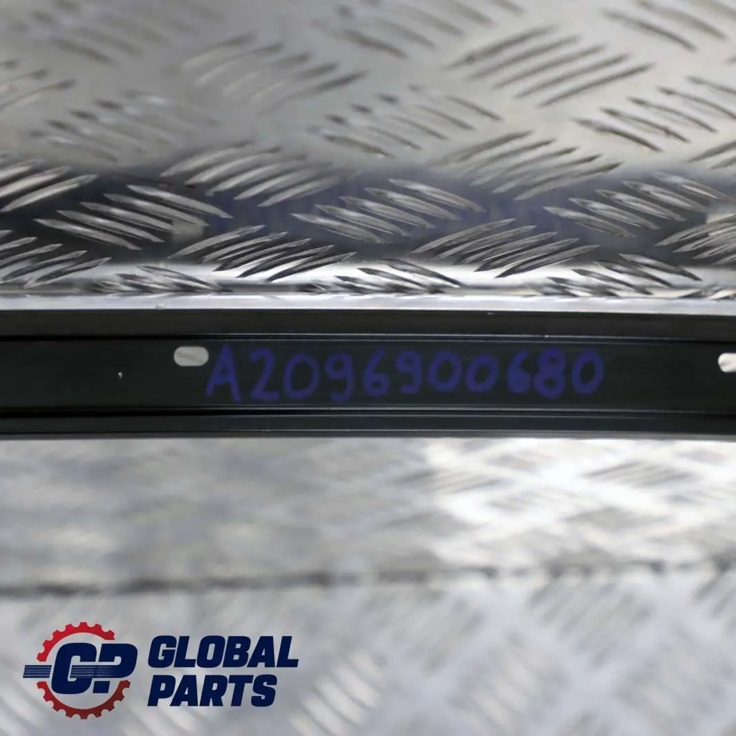 MERCEDES CLK C209 Listwa dachu dachowa prawa - SKU A2096900680 - Numer Części A2096900680