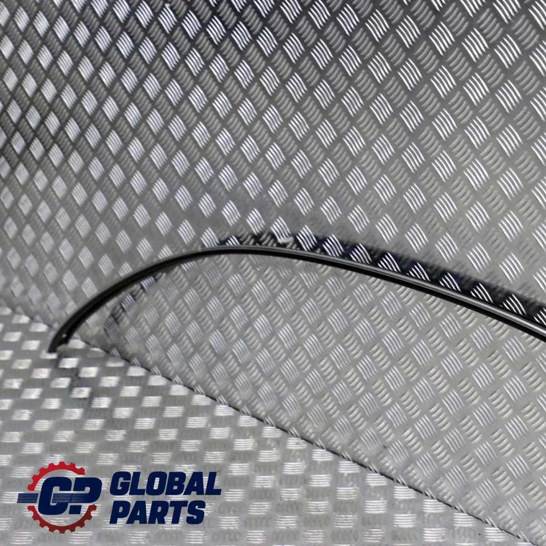 Listwa dachu dachowa prawa do MERCEDES CLK C209 o numerze A2096900680 MERCEDES CLK C209 Listwa dachu dachowa prawa - SKU A2096900680 - Numer Części A2096900680