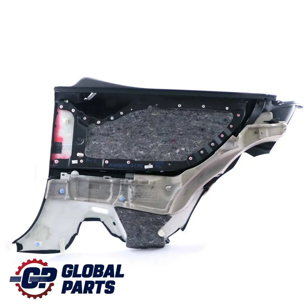 Embellecedor Lateral Cuero Negro Trasero Izquierdo para Mercedes C209 con número de pieza A2096907125 Mercedes C209 Embellecedor Lateral Cuero Negro Trasero Izquierdo - SKU A2096907125 - Número de pieza A2096907125
