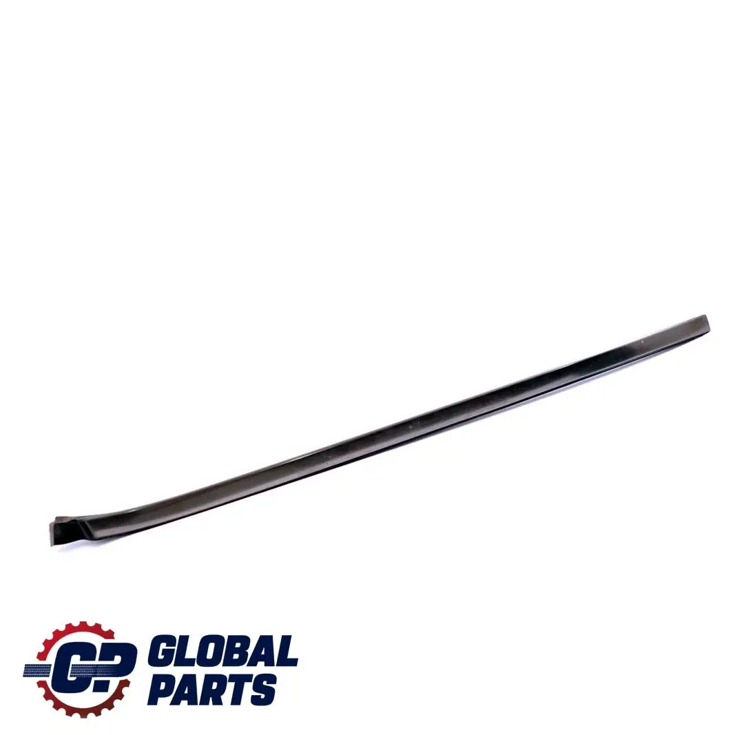 Mercedes C209 W209 Striscia di protezione del montante A sinistra - SKU A2097200147 - Numero di parte A2097200147
