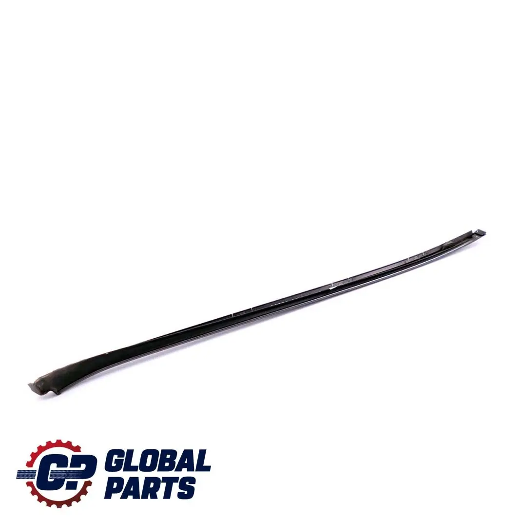 Mercedes C209 W209 Striscia di protezione del montante A sinistra - SKU A2097200147 - Numero di parte A2097200147