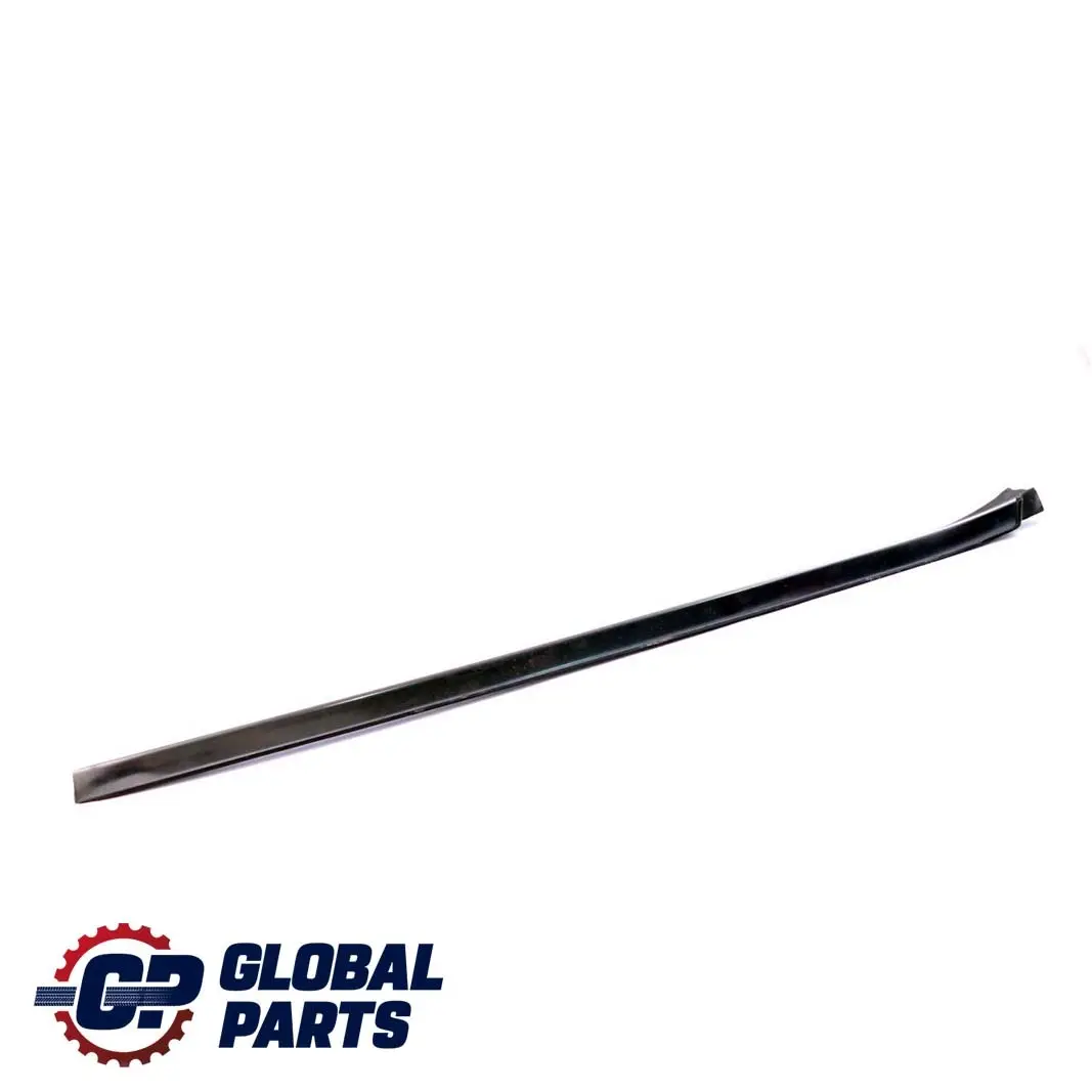 Mercedes C209 W209 Striscia di protezione del montante A destra - SKU A2097200247 - Numero di parte A2097200247