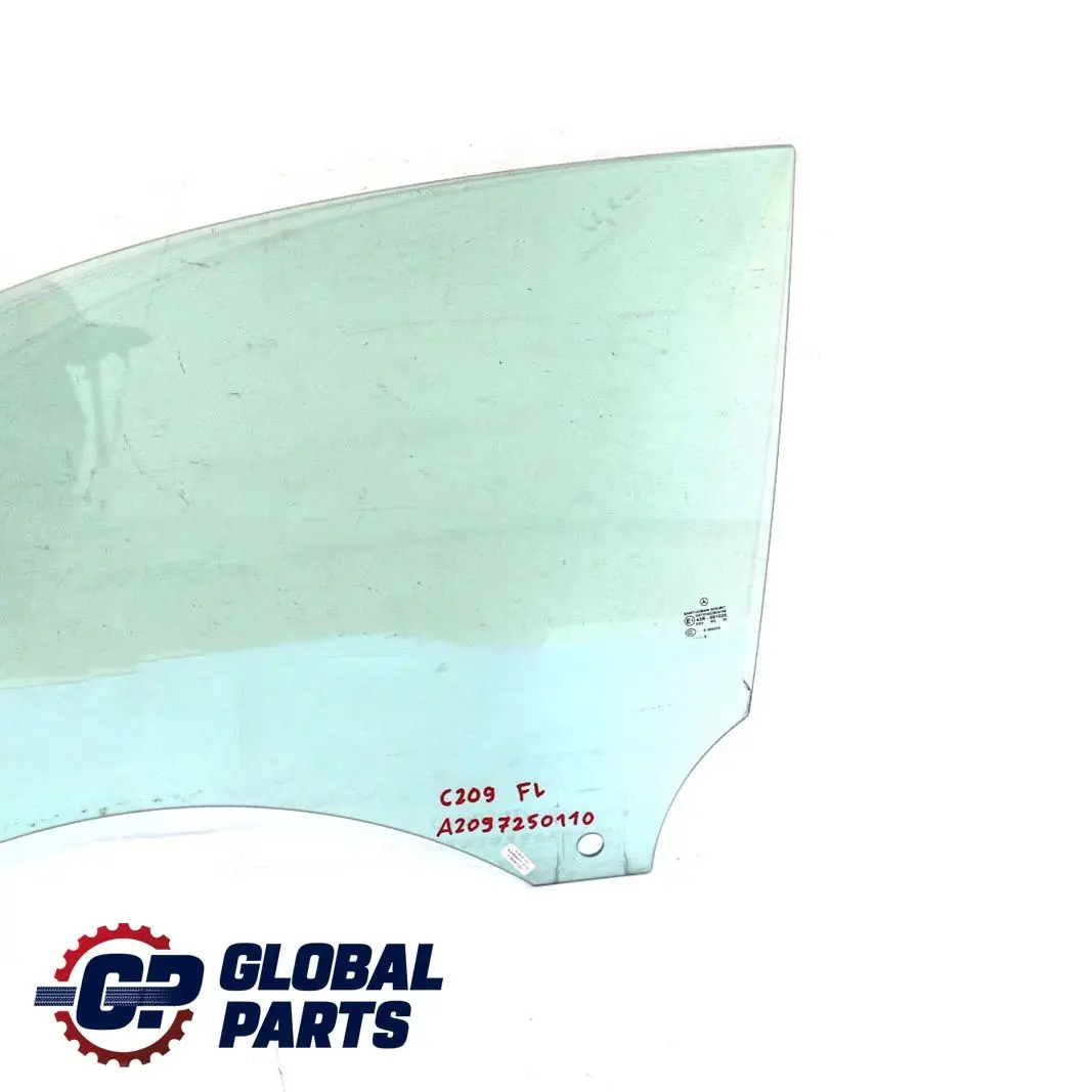 Cristal delantero izquierdo Verde AS2 para Mercedes C209 con número de pieza A2097250110 Mercedes C209 Cristal delantero izquierdo Verde AS2 - SKU A2097250110 - Número de pieza A2097250110