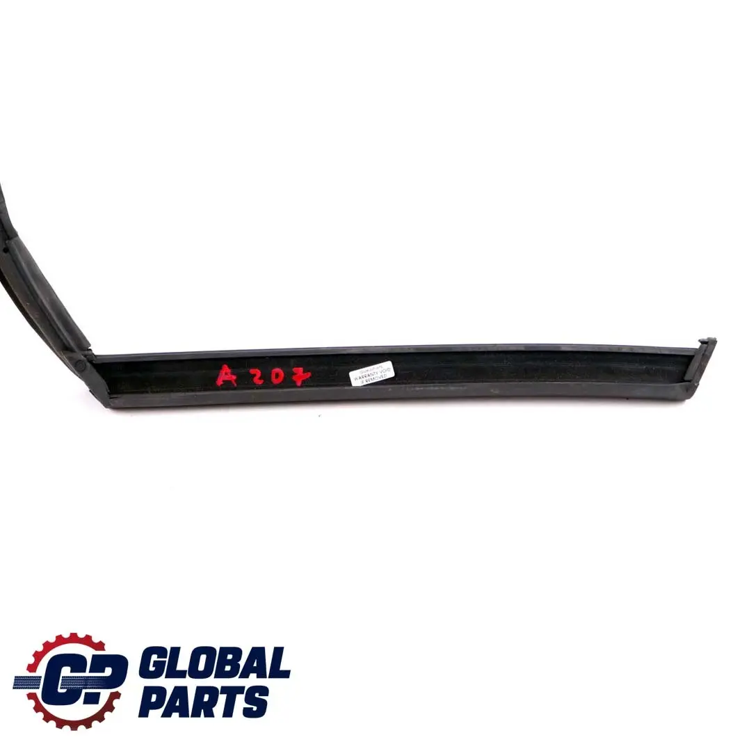 W207 Convertible Junta de sellado superior plegable blanda para Mercedes A207 con número de pieza A2097700098 Mercedes A207 W207 Convertible Junta de sellado superior plegable blanda - SKU A2097700098 - Número de pieza A2097700098