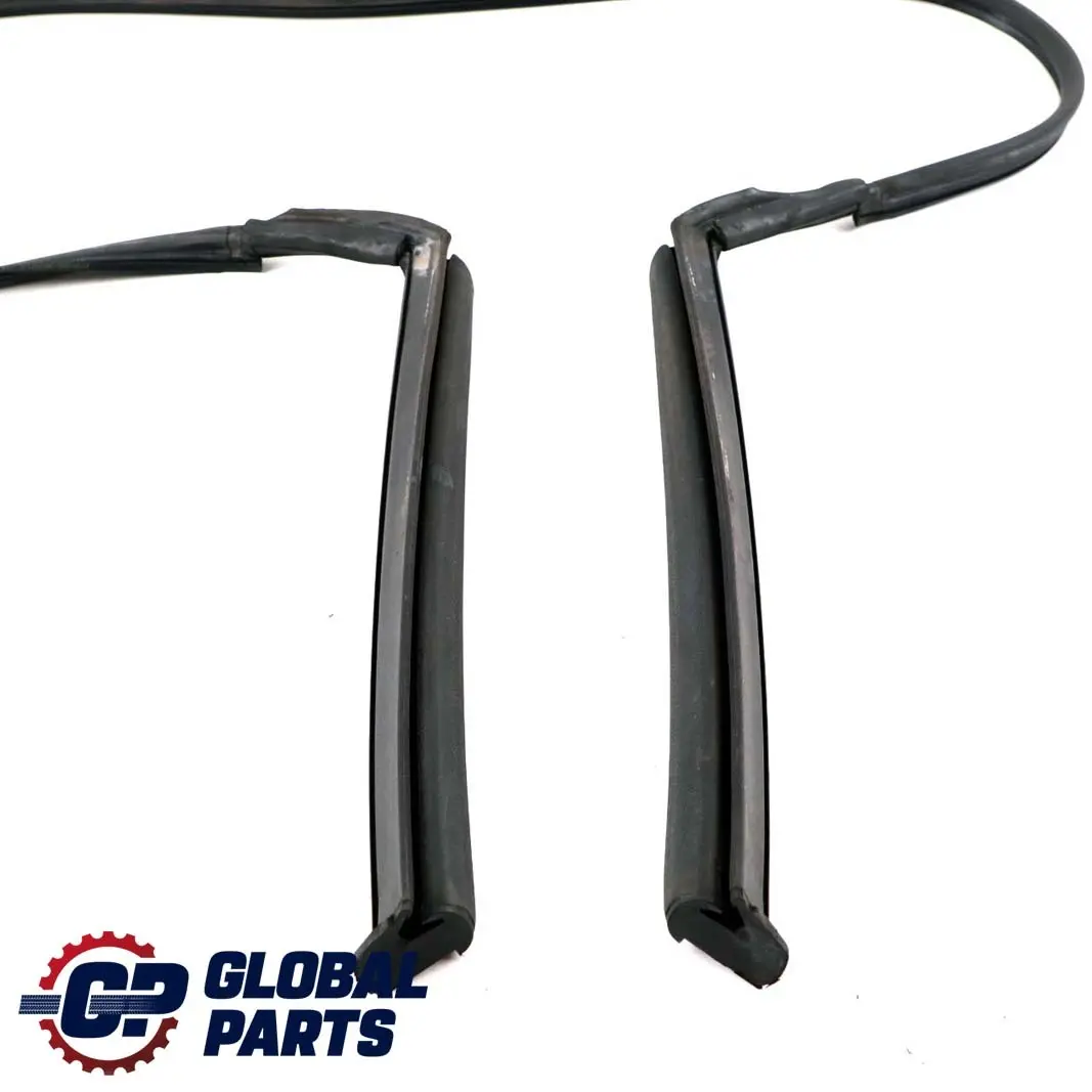 W207 Kabriolet Tylna Uszczelka Składanego Dachu Mercedes A207 - SKU A2097700098 - Numer Części A2097700098