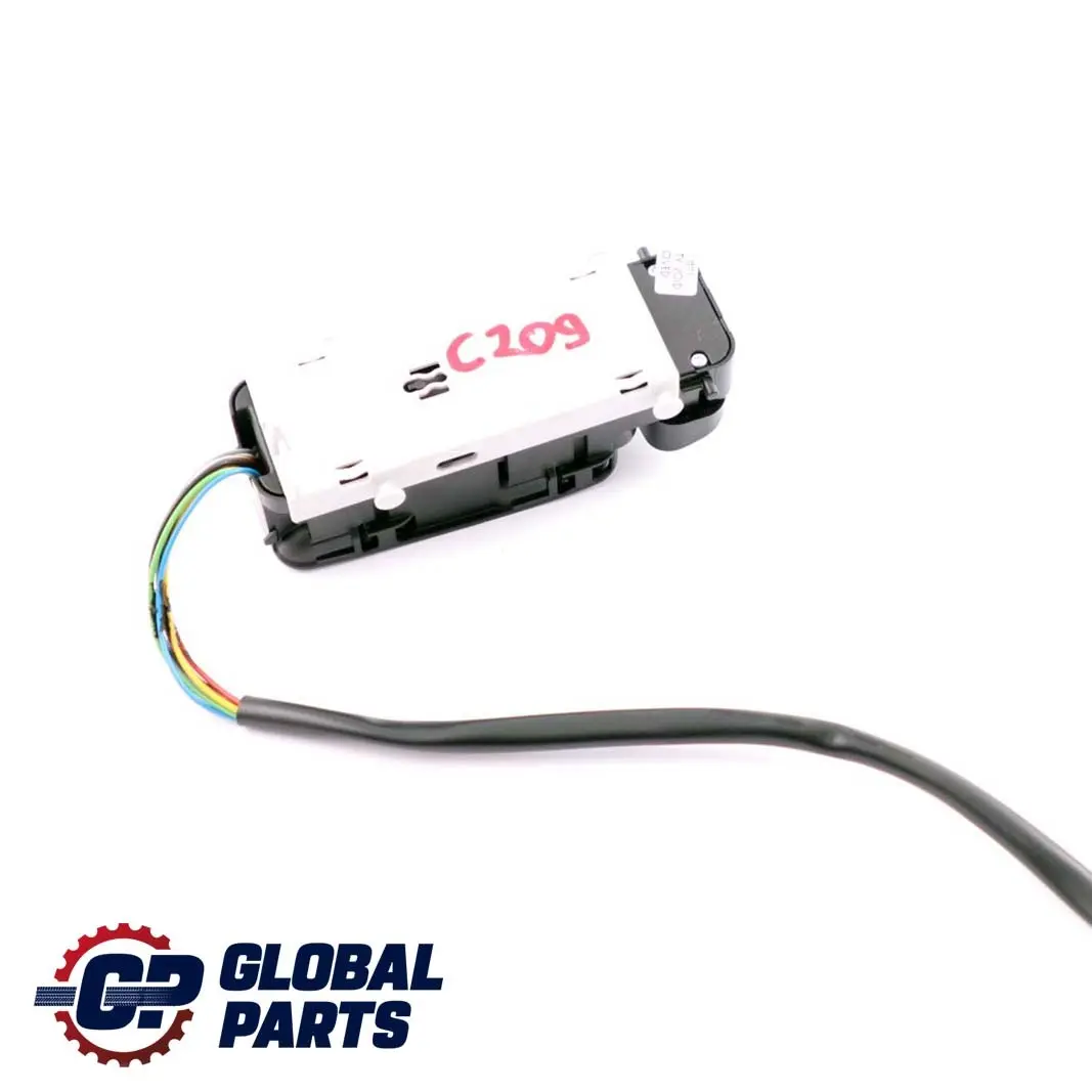 Botón Interruptor Ventana Mercedes C209 W209 Lado Driver Delantero para con número de pieza A2098203410 Botón Interruptor Ventana Mercedes C209 W209 Lado Driver Delantero - SKU A2098203410 - Número de pieza A2098203410
