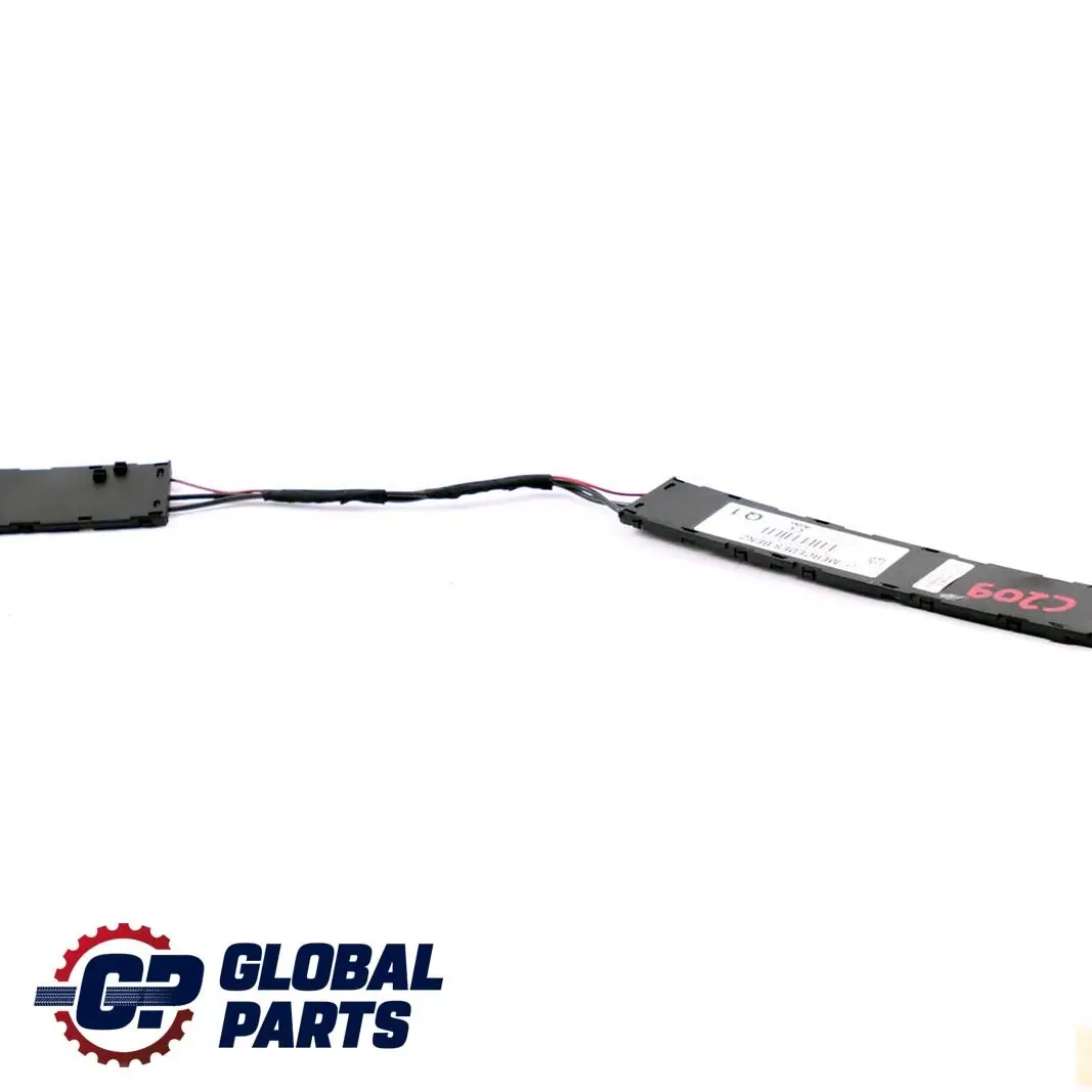 Mercedes CLK C209 W209 Antena Amplificador - SKU A2098204189 - Número de pieza A2098204189