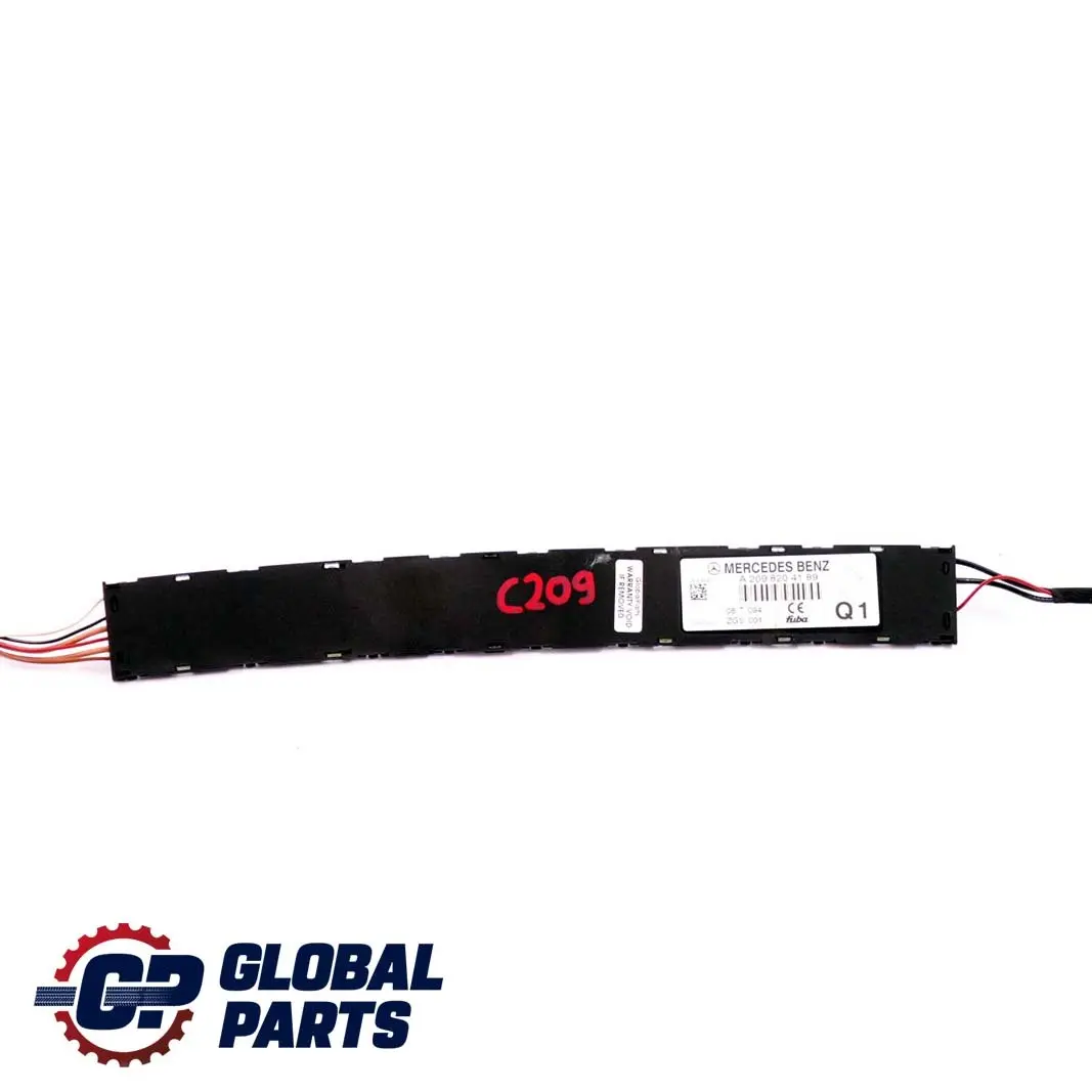 Unité d'amplification de l'antenne pour Mercedes CLK C209 W209 à propos du numéro de pièce A2098204189 Mercedes CLK C209 W209 Unité d'amplification de l'antenne - SKU A2098204189 - Numéro de pièce A2098204189