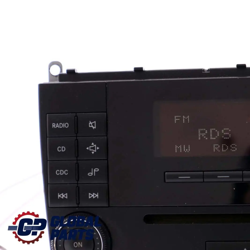 Player Radio Stereo Head Unit pour Mercedes CLK C209 W209 CD à propos du numéro de pièce A2098206589 Mercedes CLK C209 W209 CD Player Radio Stereo Head Unit - SKU A2098206589 - Numéro de pièce A2098206589