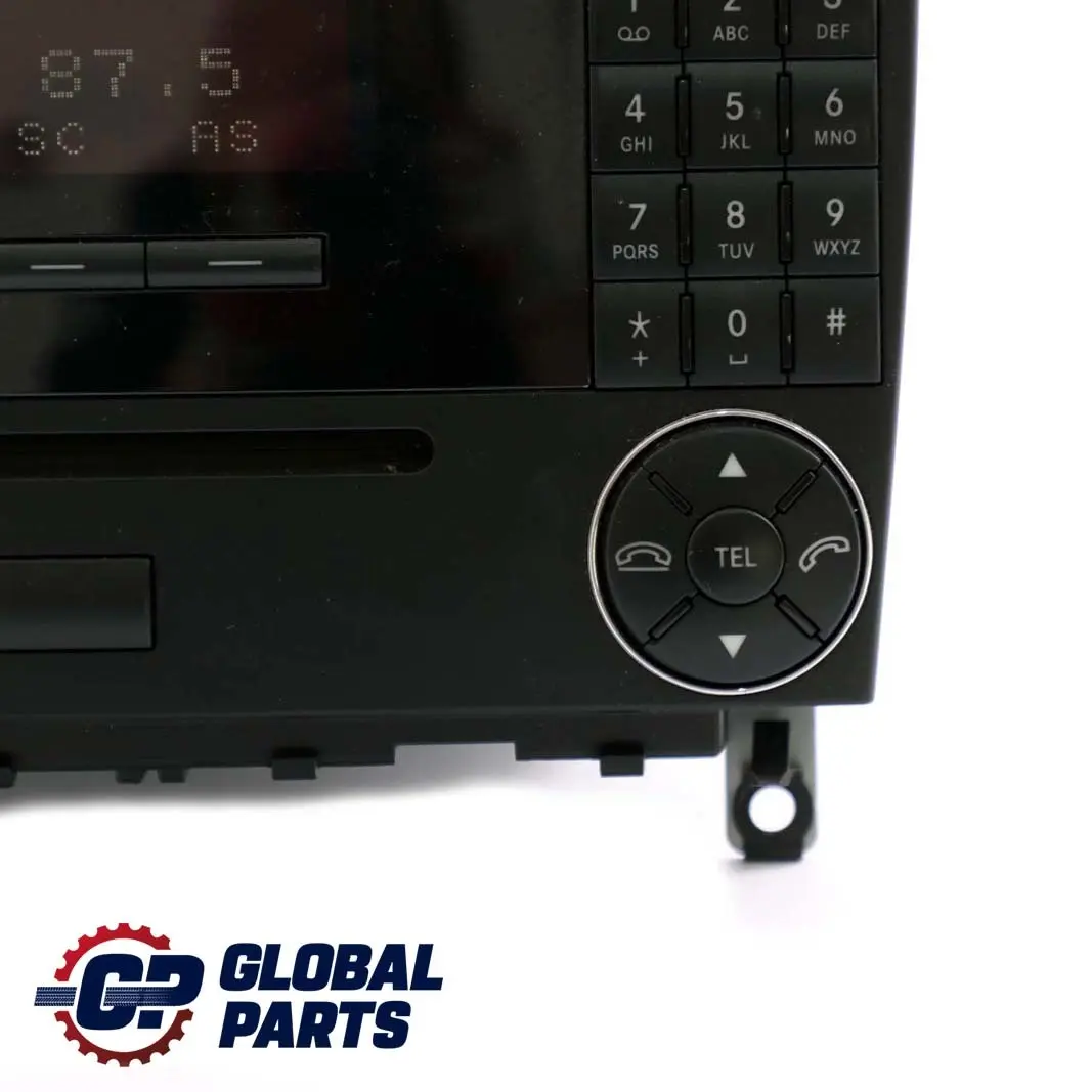 Player Radio Stereo Head Unit pour Mercedes CLK C209 W209 CD à propos du numéro de pièce A2098206589 Mercedes CLK C209 W209 CD Player Radio Stereo Head Unit - SKU A2098206589 - Numéro de pièce A2098206589