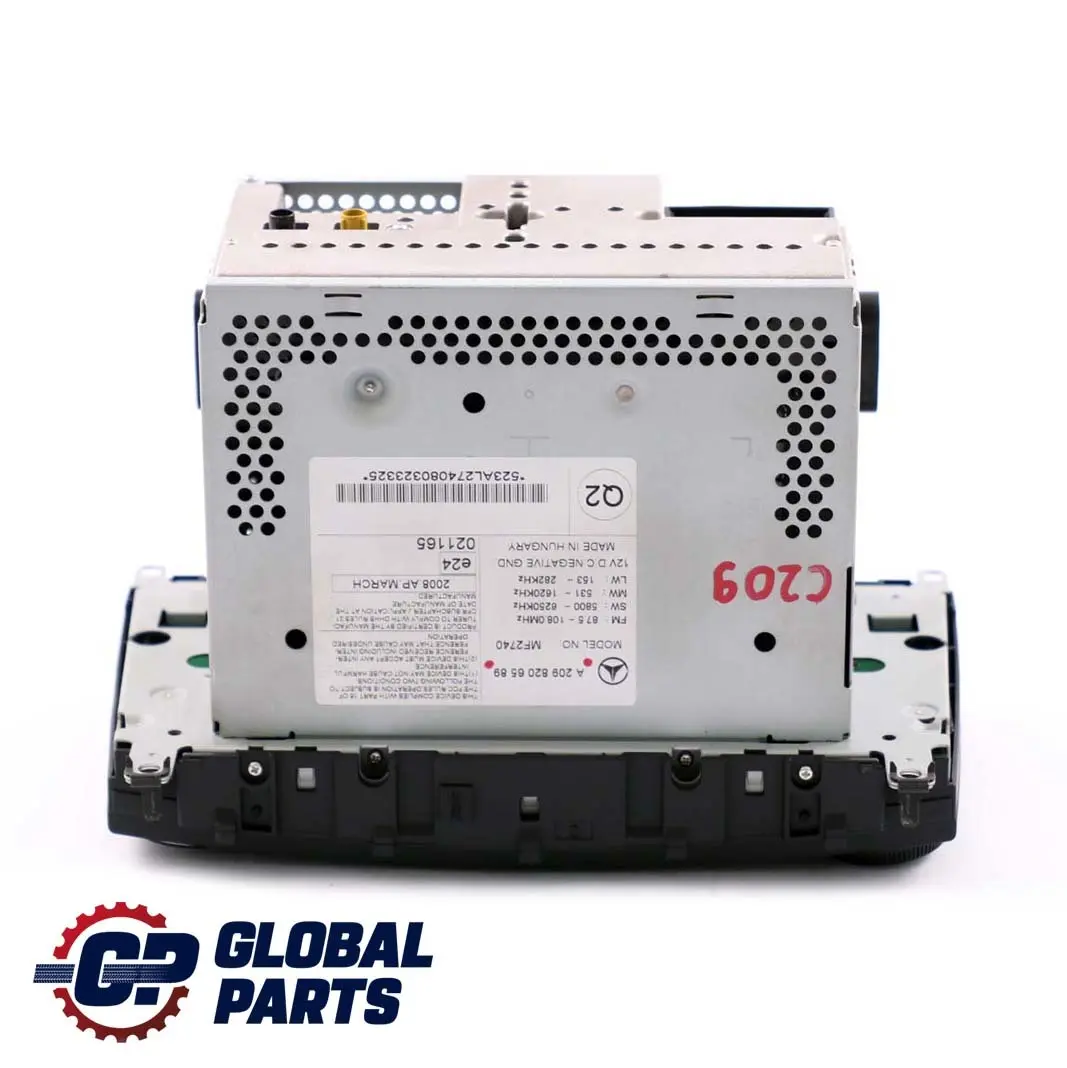 Player Radio Stereo Head Unit pour Mercedes CLK C209 W209 CD à propos du numéro de pièce A2098206589 Mercedes CLK C209 W209 CD Player Radio Stereo Head Unit - SKU A2098206589 - Numéro de pièce A2098206589