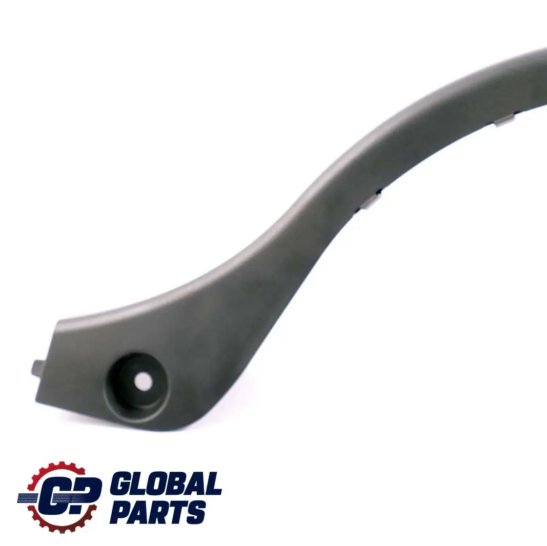 Coperchio cerniera bagagliaio posteriore sinistro per Mercedes C209 W209 con numero di parte A2098211189 Mercedes C209 W209 Coperchio cerniera bagagliaio posteriore sinistro - SKU A2098211189 - Numero di parte A2098211189