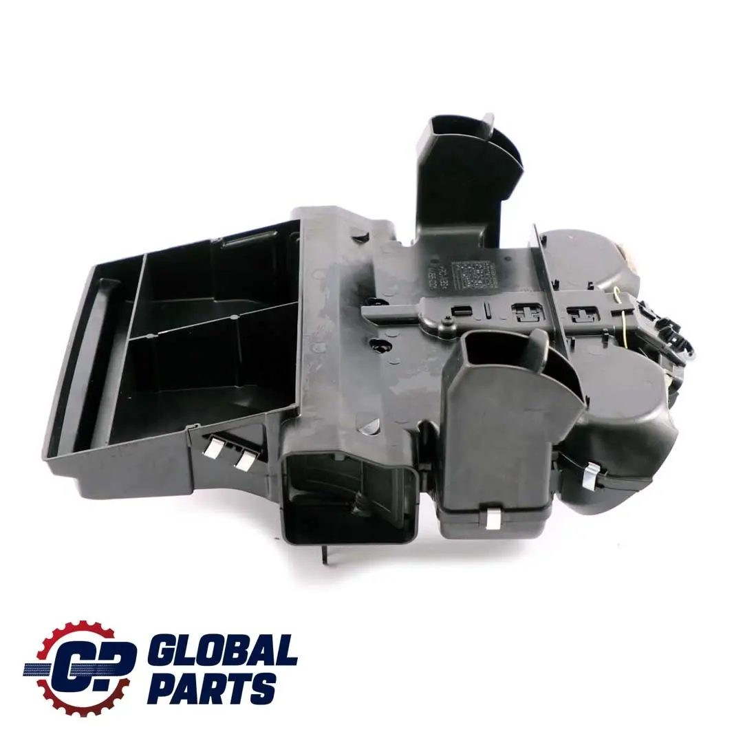 Gehäuse Luftverteiler Luftkanal Mitte für Mercedes CLK C209 W209 mit Teilenummer A2098300103 Mercedes CLK C209 W209 Gehäuse Luftverteiler Luftkanal Mitte - SKU A2098300103 - Teilenummer A2098300103