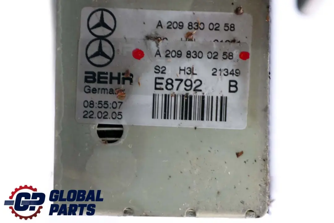 Aire Acondicionado Calentador Radiador Matrix para Mercedes W203 C209 con número de pieza A2098300258 Mercedes W203 C209 Aire Acondicionado Calentador Radiador Matrix - SKU A2098300258 - Número de pieza A2098300258