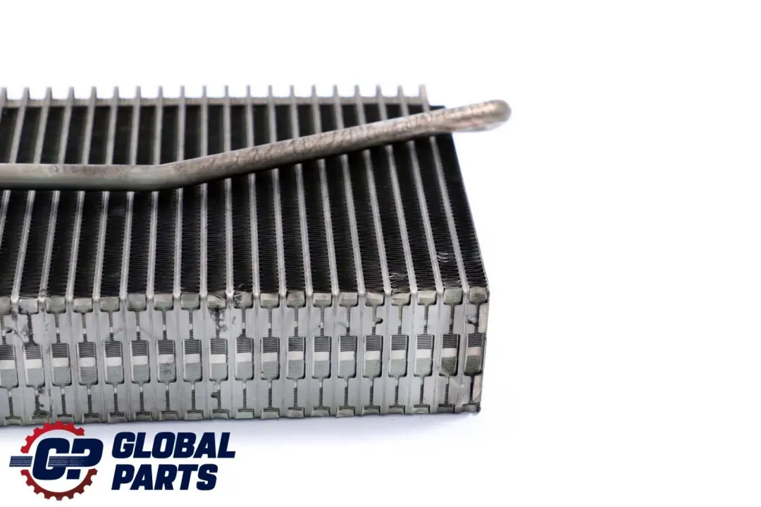 Aire Acondicionado Calentador Radiador Matrix para Mercedes W203 C209 con número de pieza A2098300258 Mercedes W203 C209 Aire Acondicionado Calentador Radiador Matrix - SKU A2098300258 - Número de pieza A2098300258