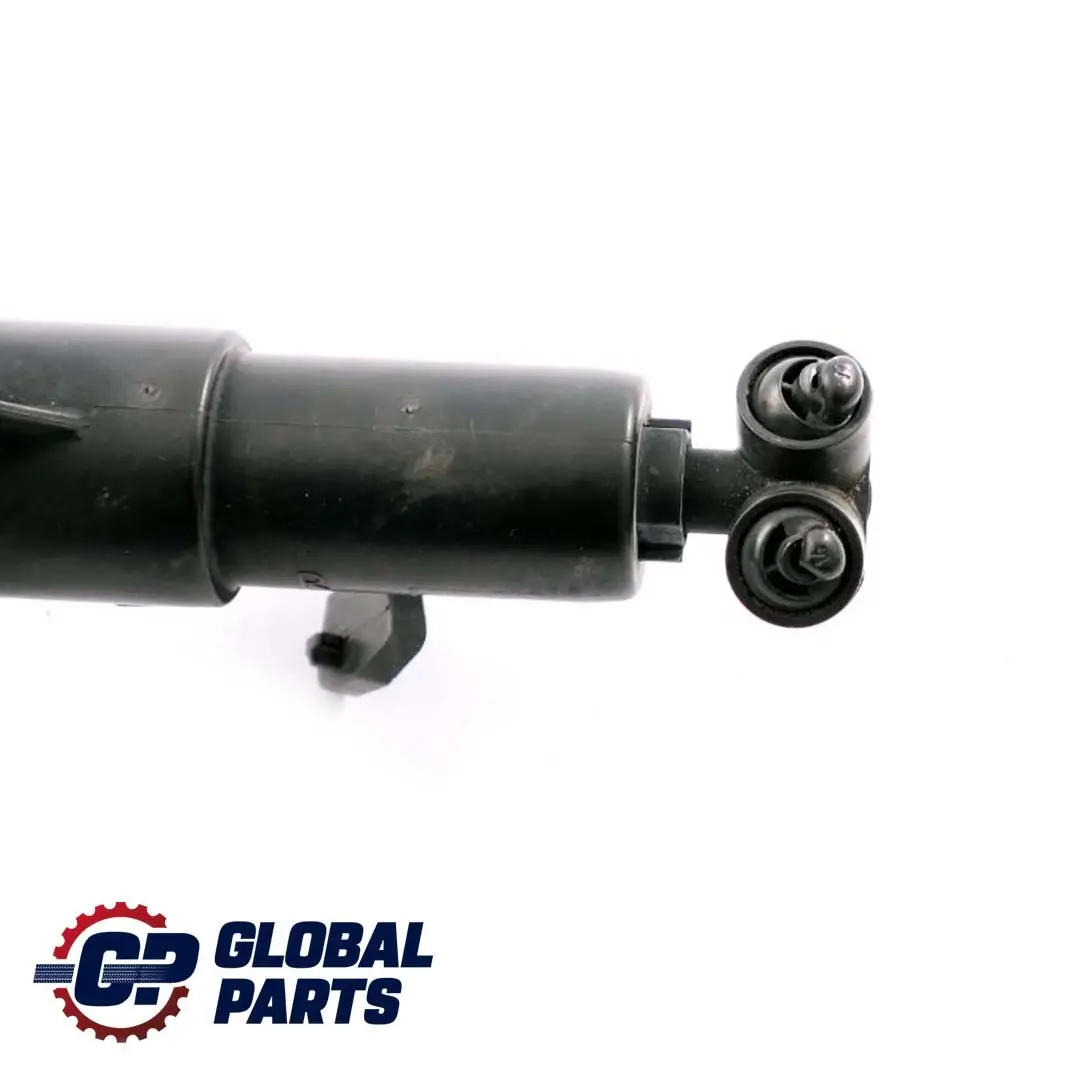 Clase CLK C209 Limpiafaros Boquilla derecha para Mercedes con número de pieza A2098600247 Mercedes Clase CLK C209 Limpiafaros Boquilla derecha - SKU A2098600247 - Número de pieza A2098600247