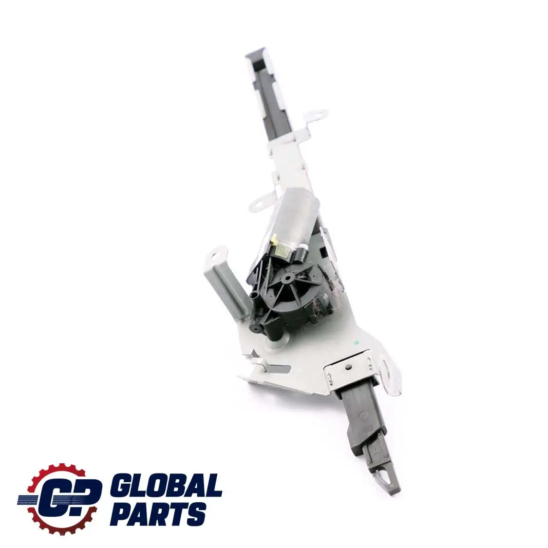 Seatbelt Feeder Motor Belt Adjuster Motor Right to Mercedes C209 W209 with Part number A2098600682 Mercedes C209 W209 Seatbelt Feeder Motor Belt Adjuster Motor Right - SKU A2098600682 - Part number A2098600682