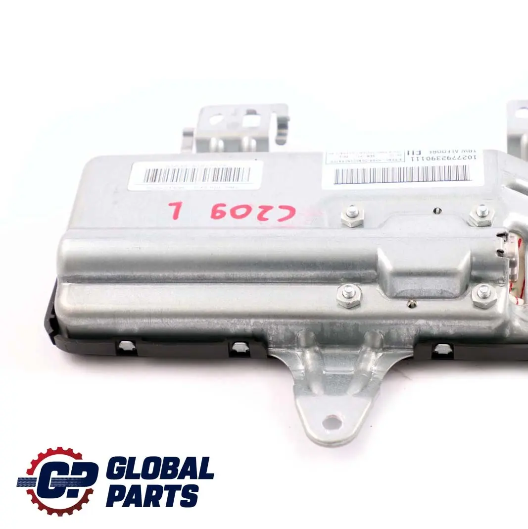 Lado del Tarjeta de Puerta Delantera Izquierda Airbag para Mercedes C209 con número de pieza A2098601305 Mercedes C209 Lado del Tarjeta de Puerta Delantera Izquierda Airbag - SKU A2098601305 - Número de pieza A2098601305