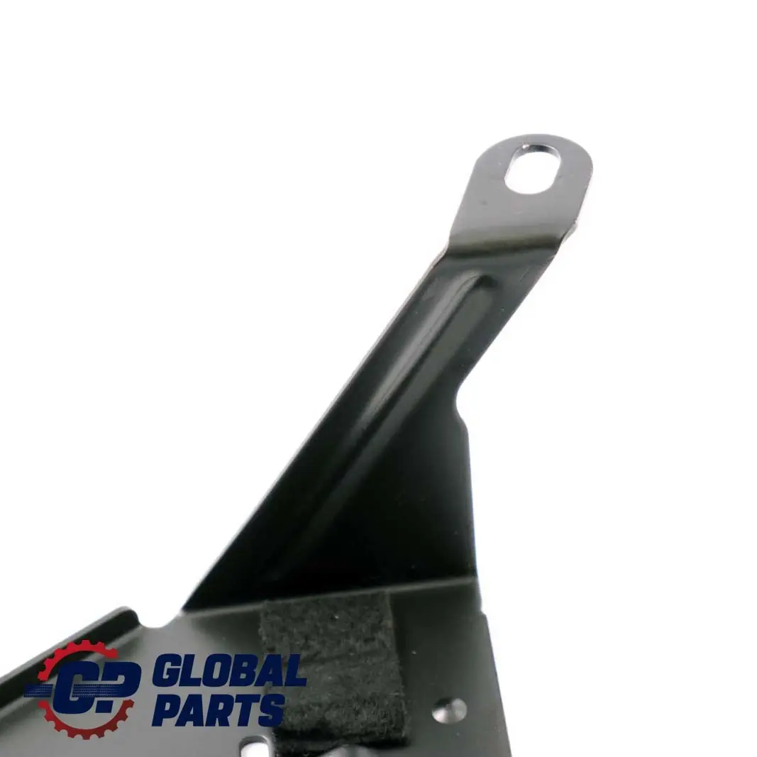 Support Fixation Ceinture Sécurité Arrière pour Mercedes CLK W209 C209 à propos du numéro de pièce A2098680114 Mercedes CLK W209 C209 Support Fixation Ceinture Sécurité Arrière - SKU A2098680114 - Numéro de pièce A2098680114