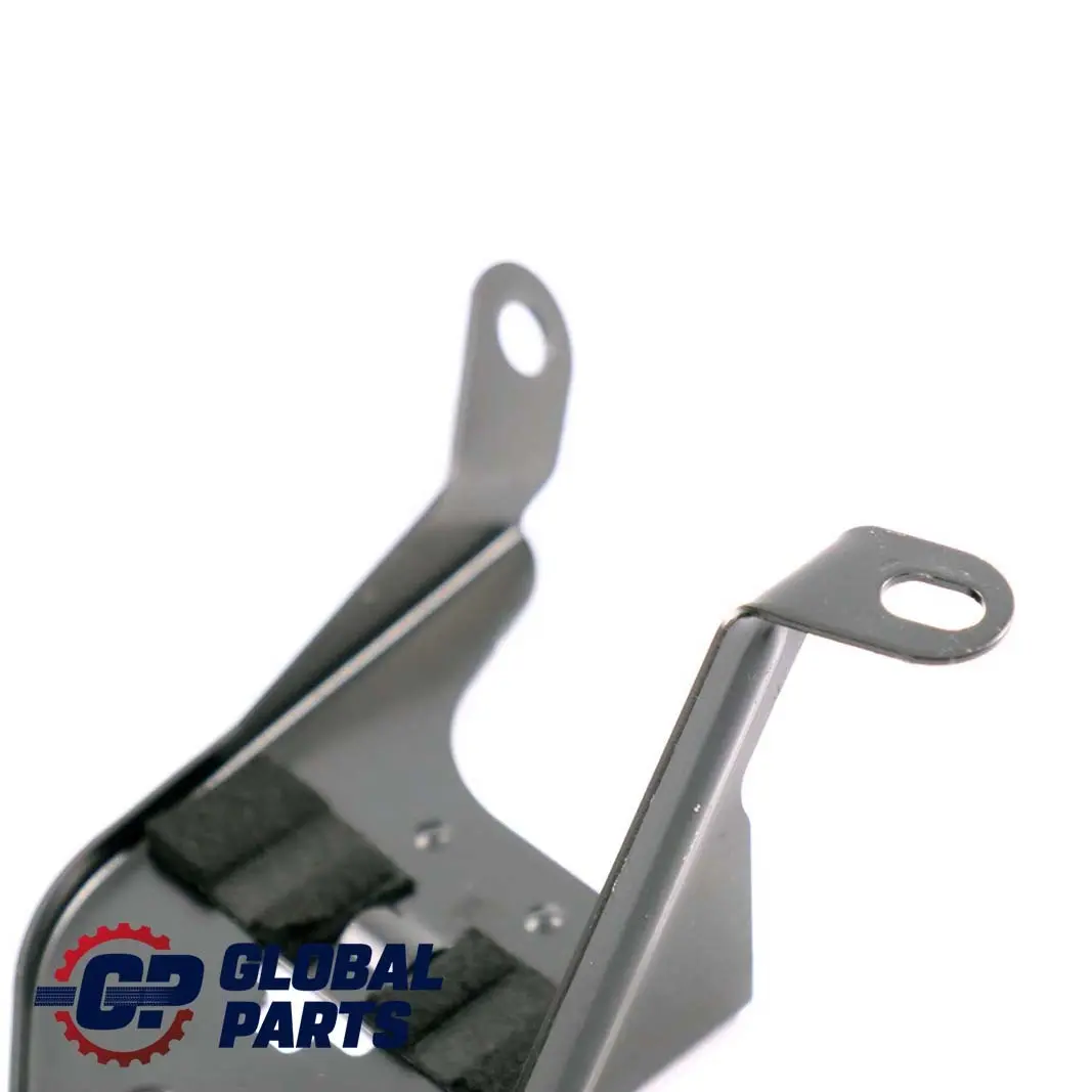  MercedesC209 W209 Soporte de montaje del cinturón de seguridad trasero derecho - SKU A2098680214 - Número de pieza A2098680214