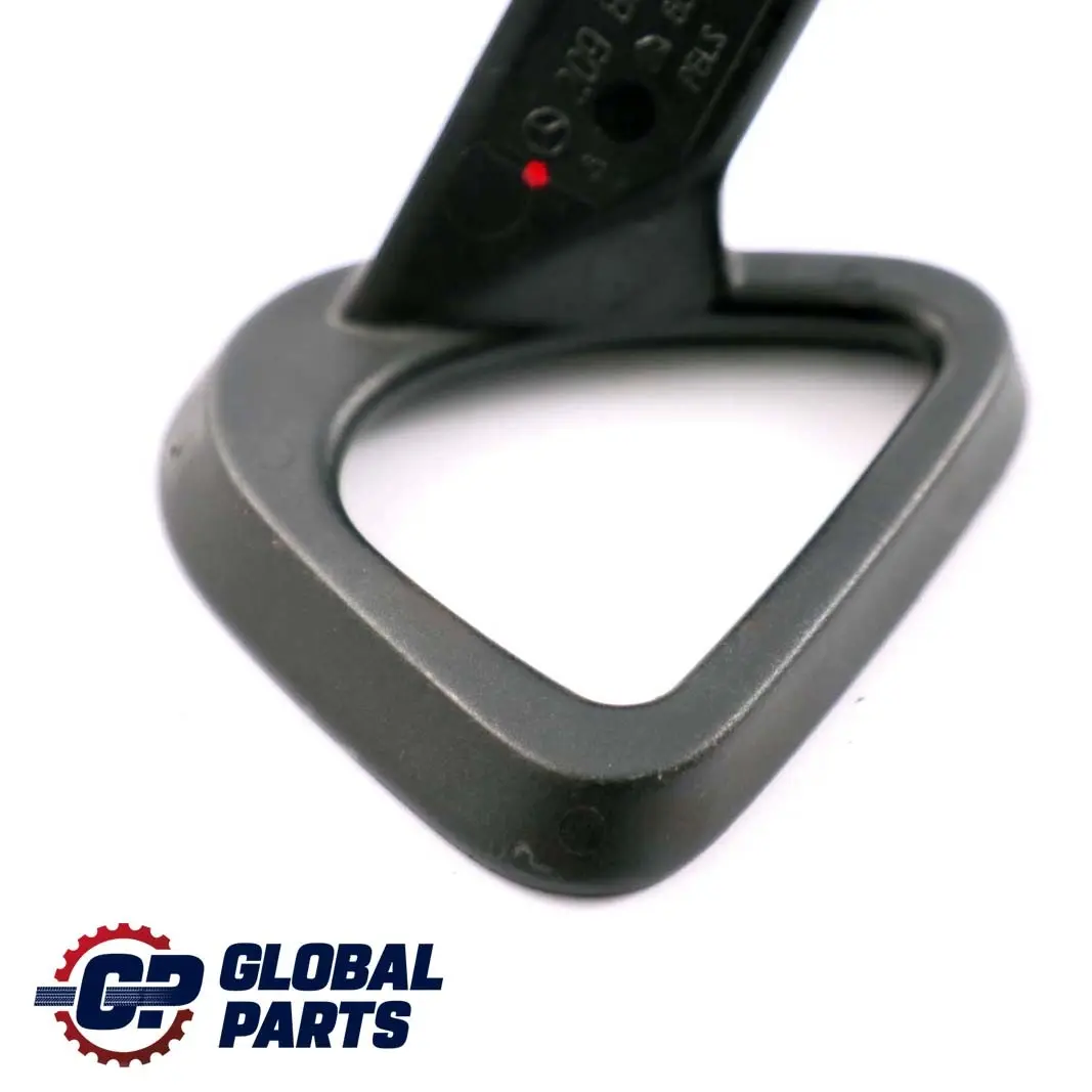 Soporte Cinturón Seguridad Para Lado Derecho para Mercedes CLK C209 A209 con número de pieza A2098680222 Mercedes CLK C209 A209 Soporte Cinturón Seguridad Para Lado Derecho - SKU A2098680222 - Número de pieza A2098680222