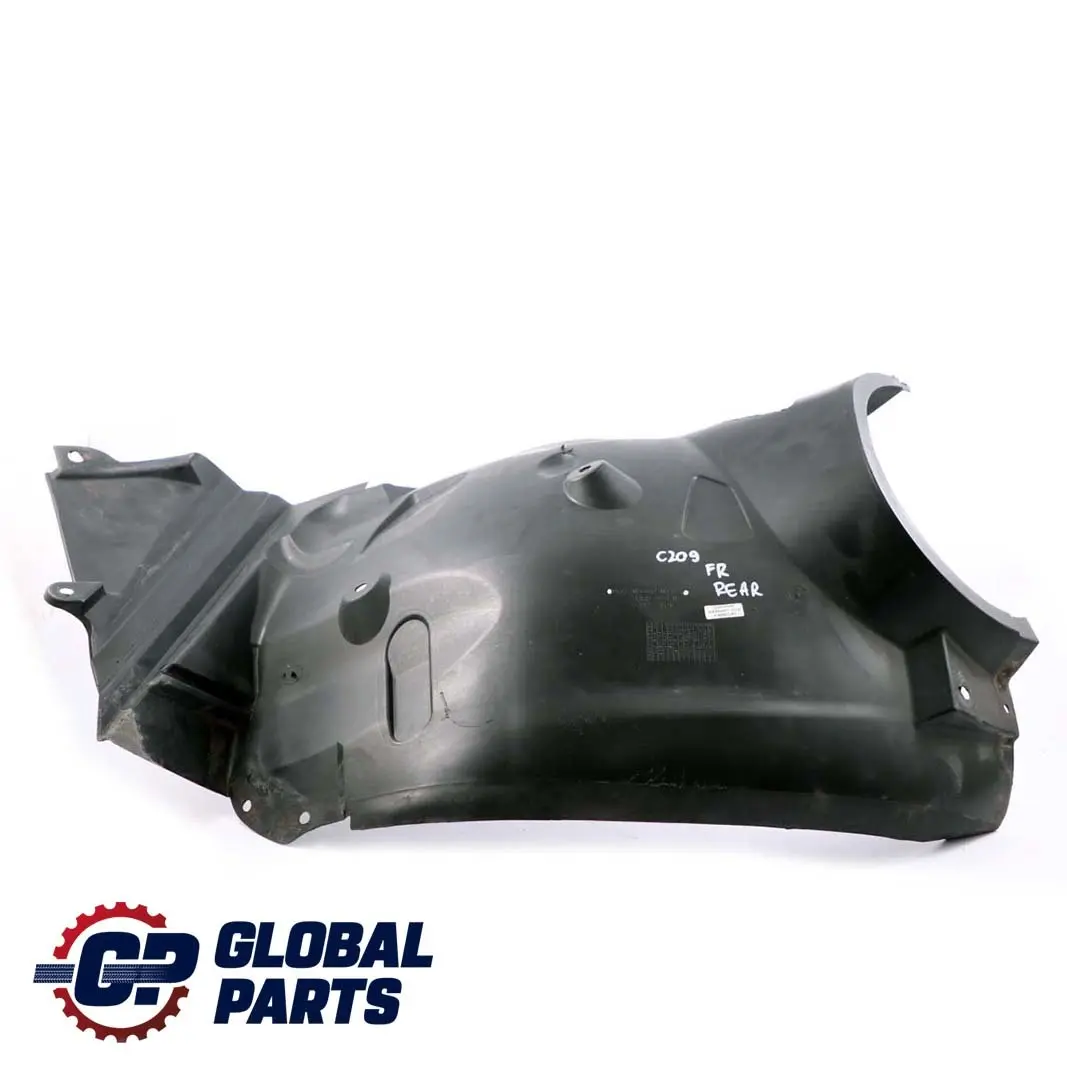 Mercedes C209 Section arrière Cache de passage de roue avant droit - SKU A2098840822 - Numéro de pièce A2098840822