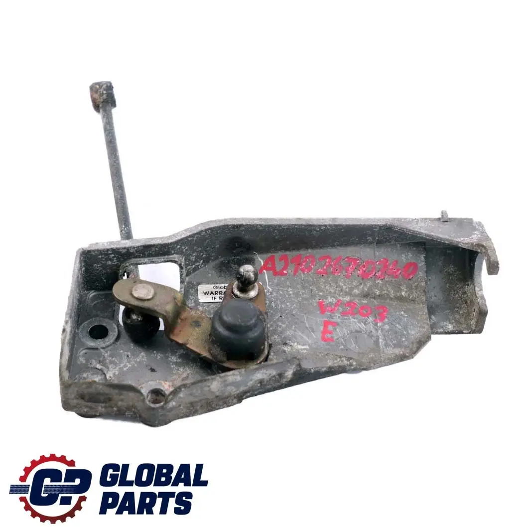 Mercedes-Benz C E W203 W211 Gear Shift Selector Mechanism Handle to with Part number A2102670240 Mercedes-Benz C E W203 W211 Gear Shift Selector Mechanism Handle - SKU A2102670240 - Part number A2102670240