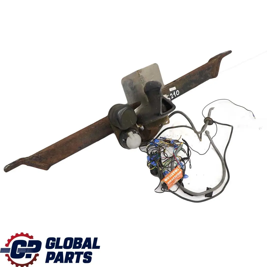 Mercedes-Benz E W210 Estate S210 Rear Towing Hitch Towbar Mechanism Coupling to with Part number A2103100495 Mercedes-Benz E W210 Estate S210 Rear Towing Hitch Towbar Mechanism Coupling - SKU A2103100495 - Part number A2103100495