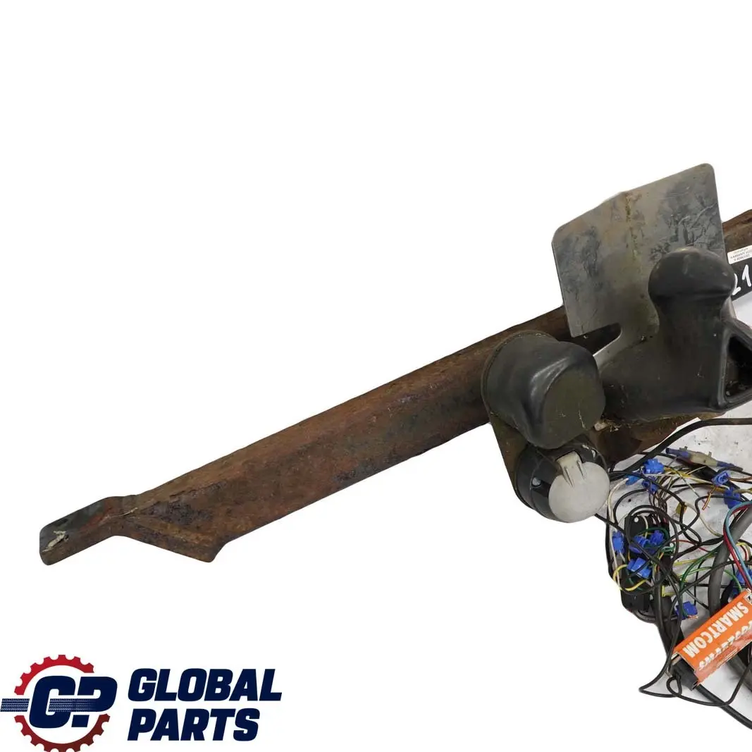 Mercedes-Benz E W210 Estate S210 Rear Towing Hitch Towbar Mechanism Coupling to with Part number A2103100495 Mercedes-Benz E W210 Estate S210 Rear Towing Hitch Towbar Mechanism Coupling - SKU A2103100495 - Part number A2103100495