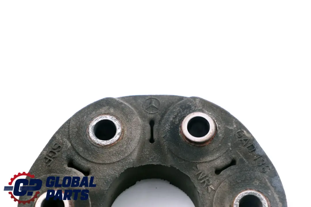 Mercedes-Benz C S Classe W205 W222 Disque Hardy Arbre de Transmission Flecteur pour à propos du numéro de pièce A2104110415 Mercedes-Benz C S Classe W205 W222 Disque Hardy Arbre de Transmission Flecteur - SKU A2104110415 - Numéro de pièce A2104110415