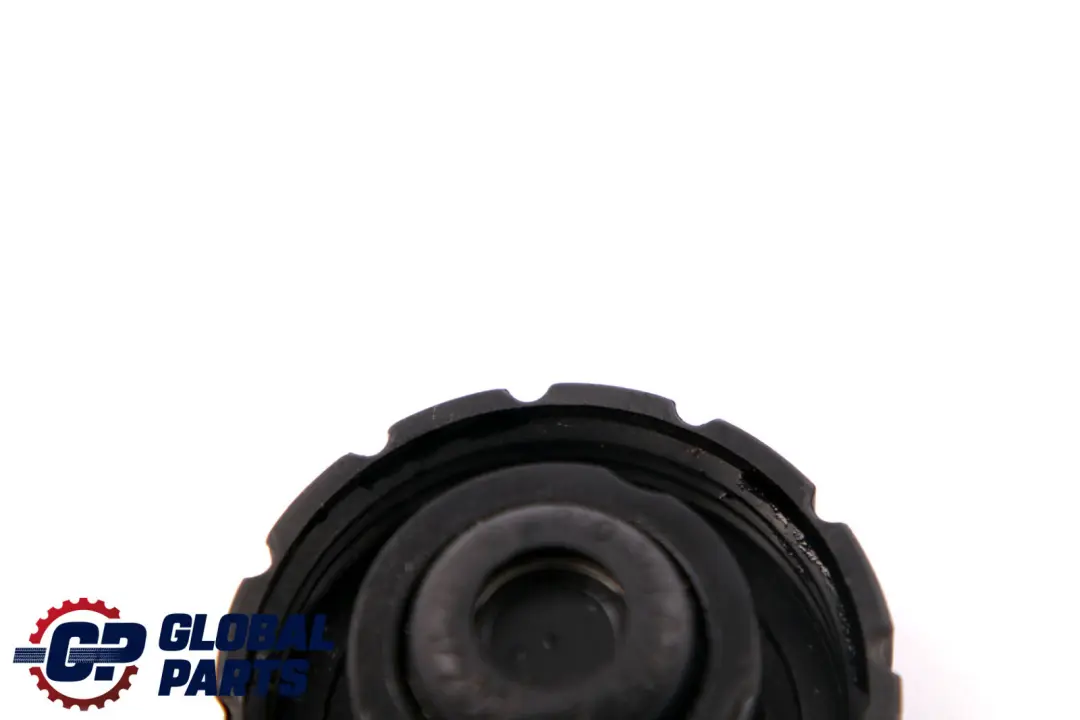 Bouchon de vase d'expansion de radiateur pour Mercedes W203 W210 W211 à propos du numéro de pièce A2105010715 Mercedes W203 W210 W211 Bouchon de vase d'expansion de radiateur - SKU A2105010715 - Numéro de pièce A2105010715