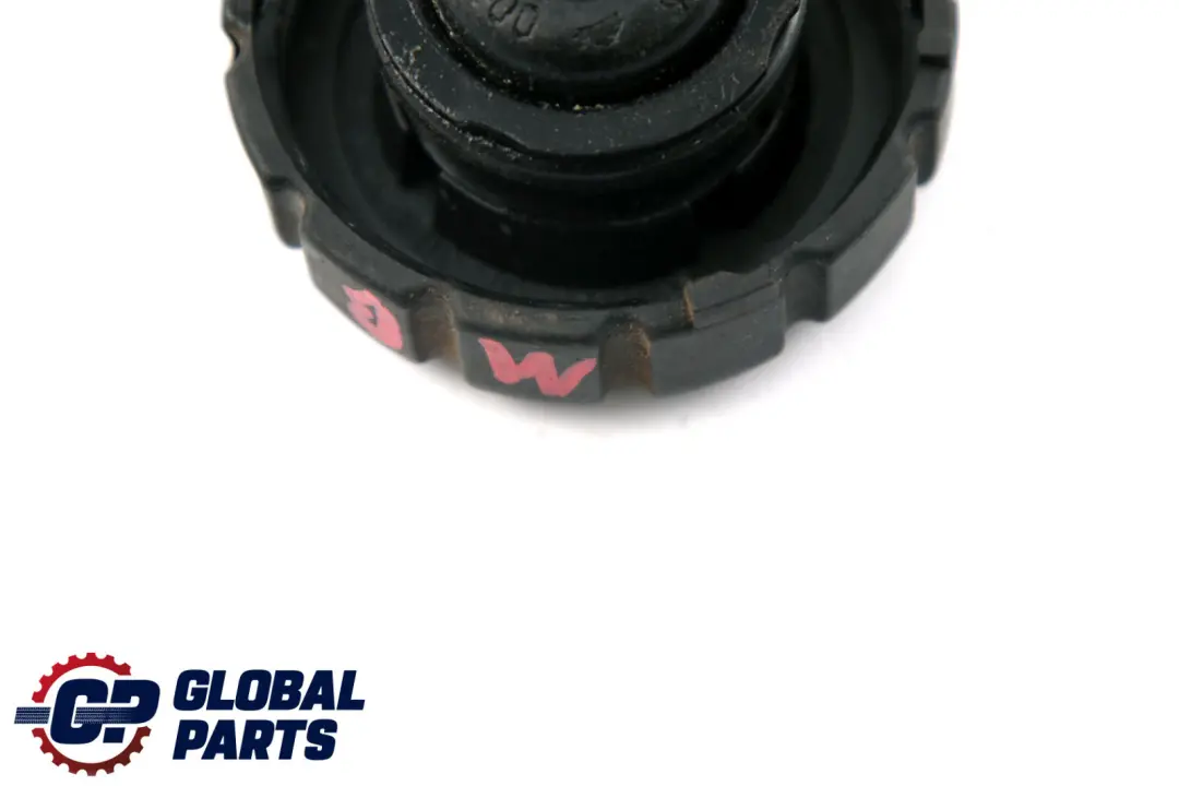 Tapa del depósito de expansión del radiador para Mercedes W203 W210 W211 con número de pieza A2105010715 Mercedes W203 W210 W211 Tapa del depósito de expansión del radiador - SKU A2105010715 - Número de pieza A2105010715