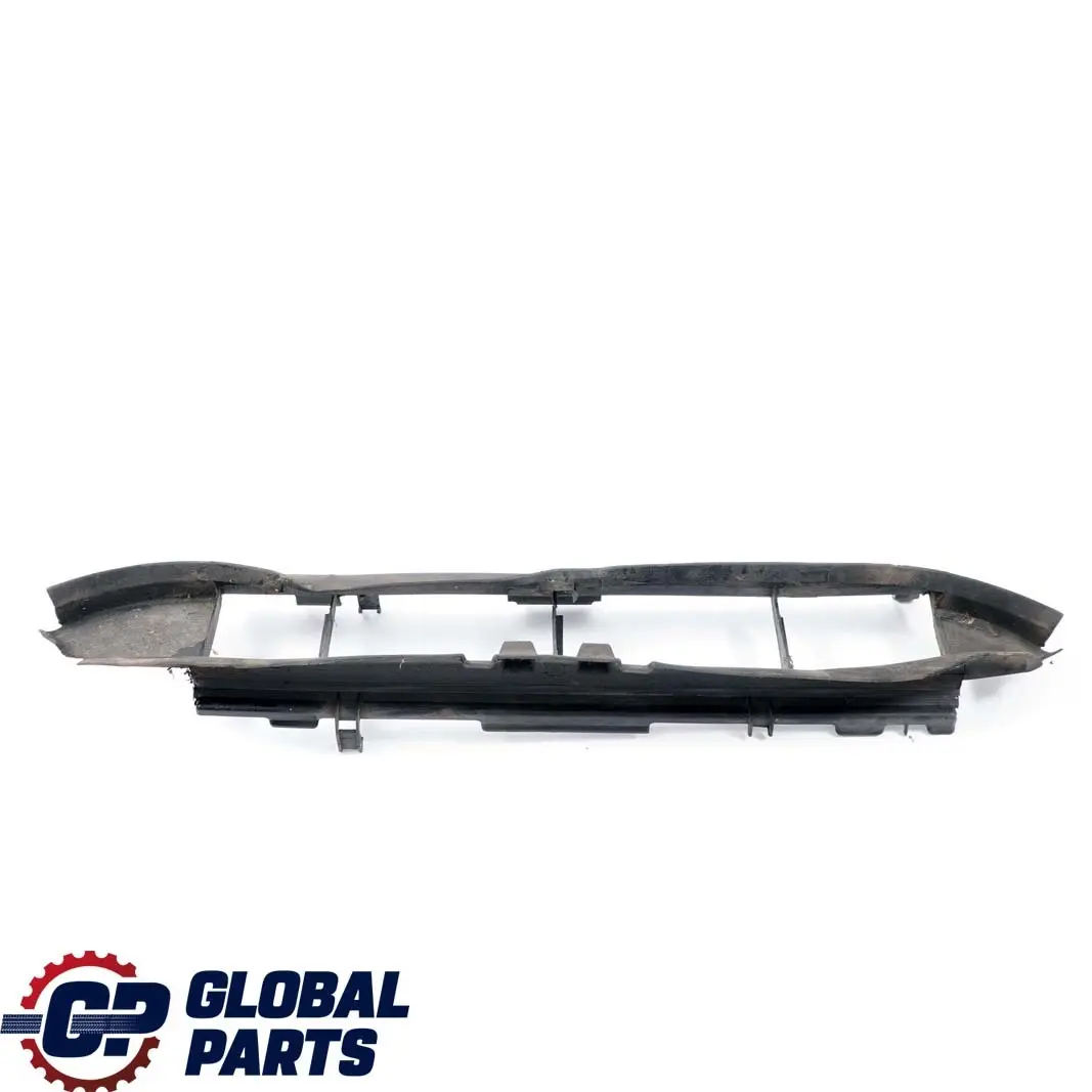 Mercedes Benz E-Klasse W210 Kühlerzarge Kühlergrill Mopf Ladeluft - SKU A2105052130 - Teilenummer A2105052130