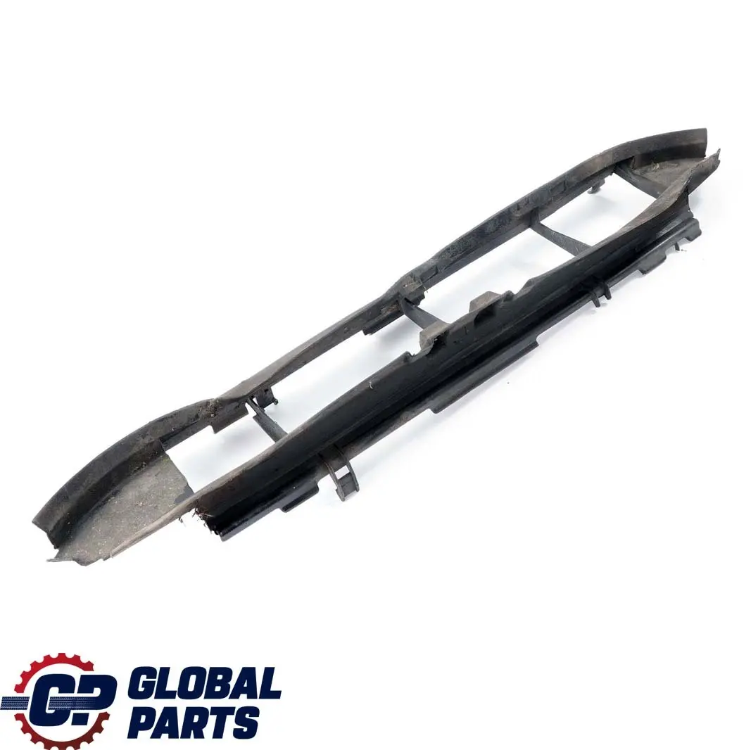 Mercedes Benz E-Klasse W210 Kühlerzarge Kühlergrill Mopf Ladeluft - SKU A2105052130 - Teilenummer A2105052130