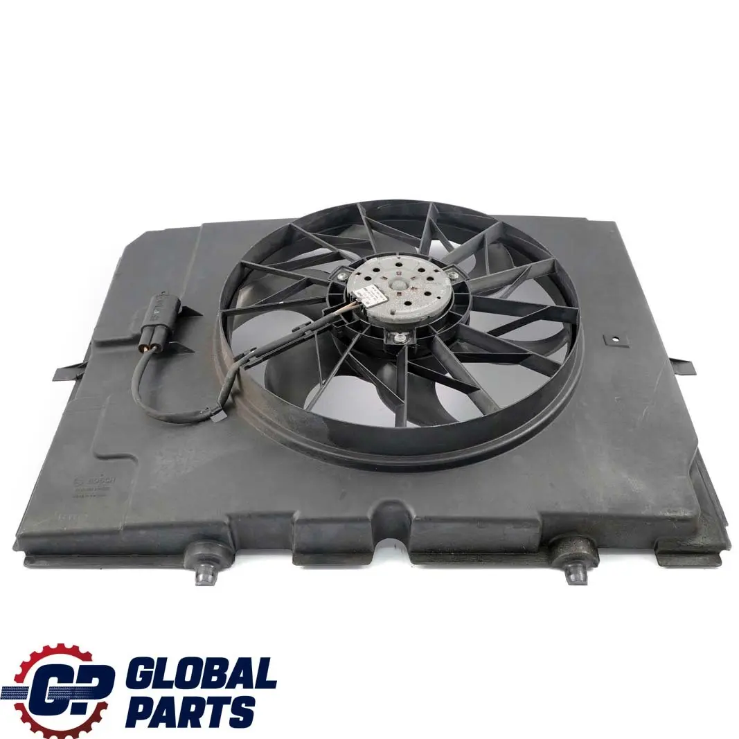 Mercedes W210 Motor Refrigeracion Radiador Ventilador 390W - SKU A2105052355 - Número de pieza A2105052355